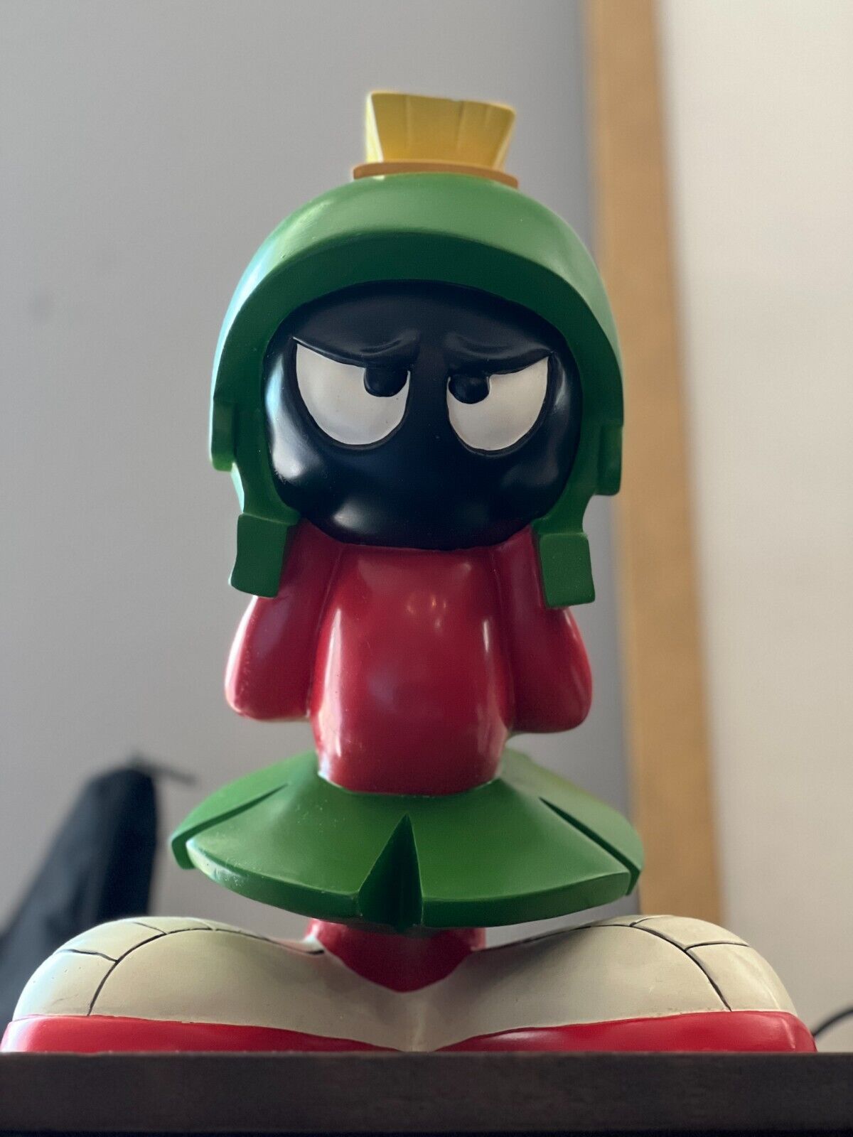 Looney Tunes MARVIN THE MARTIAN 12” Figurine Vintage Collectable