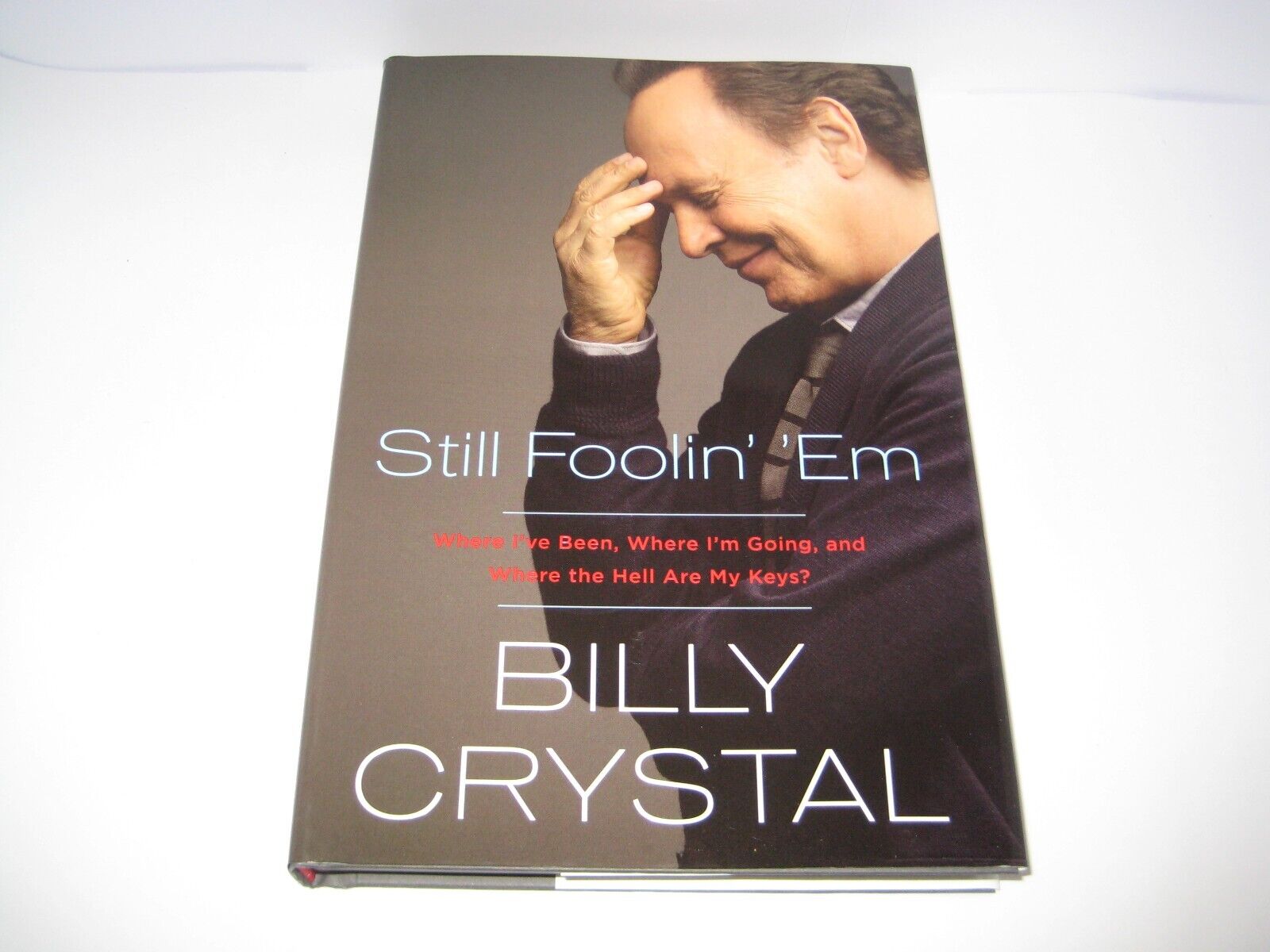 BILLY CRYSTAL COMIC LEGEND SIGNED AUTO BOOK \