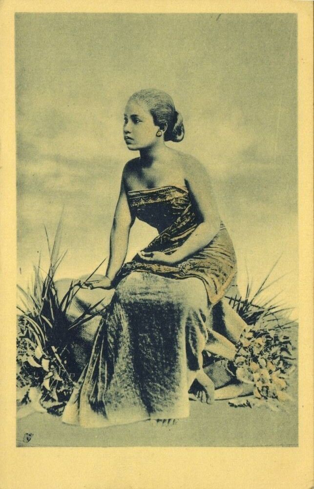 indonesia, JAVA YOGYAKARTA DJOKJA, Beautiful Native Girl on Rock (1899) Postcard