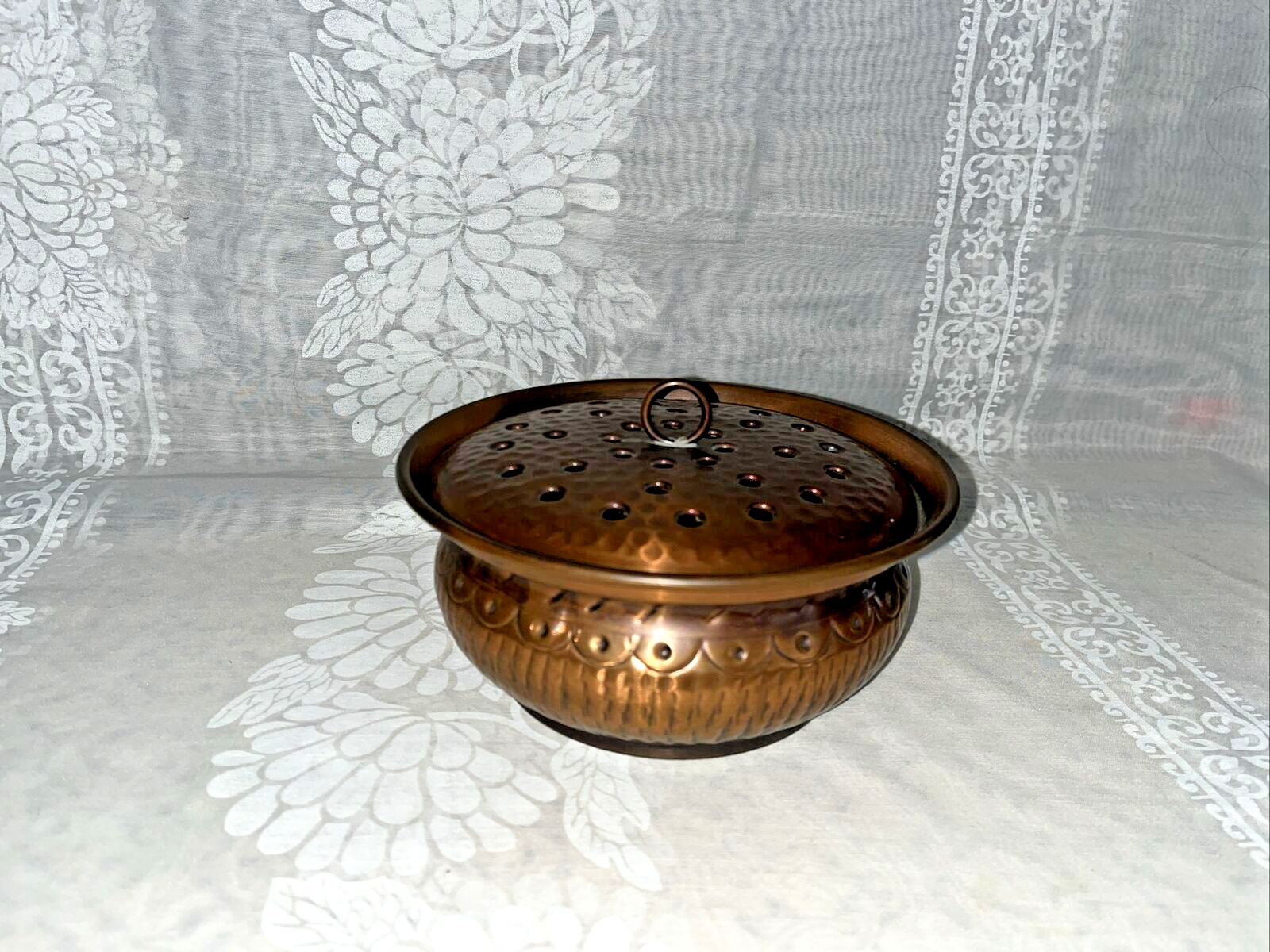 Copper Bowl for potpourri fragrances/Flower holder-  Italian - Vintage