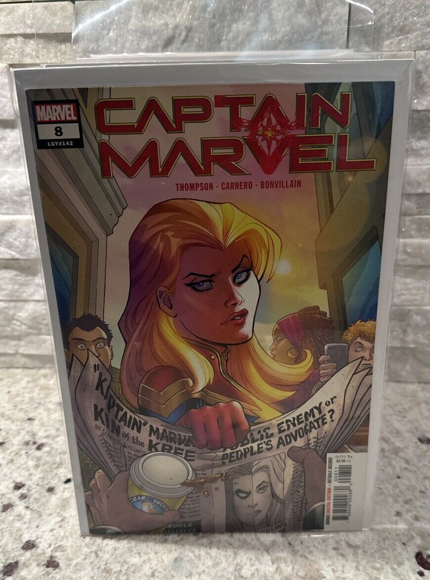 Captain Marvel #8 Secret Blood Logo Variant 1st Appearance of Star Key Comic NM+