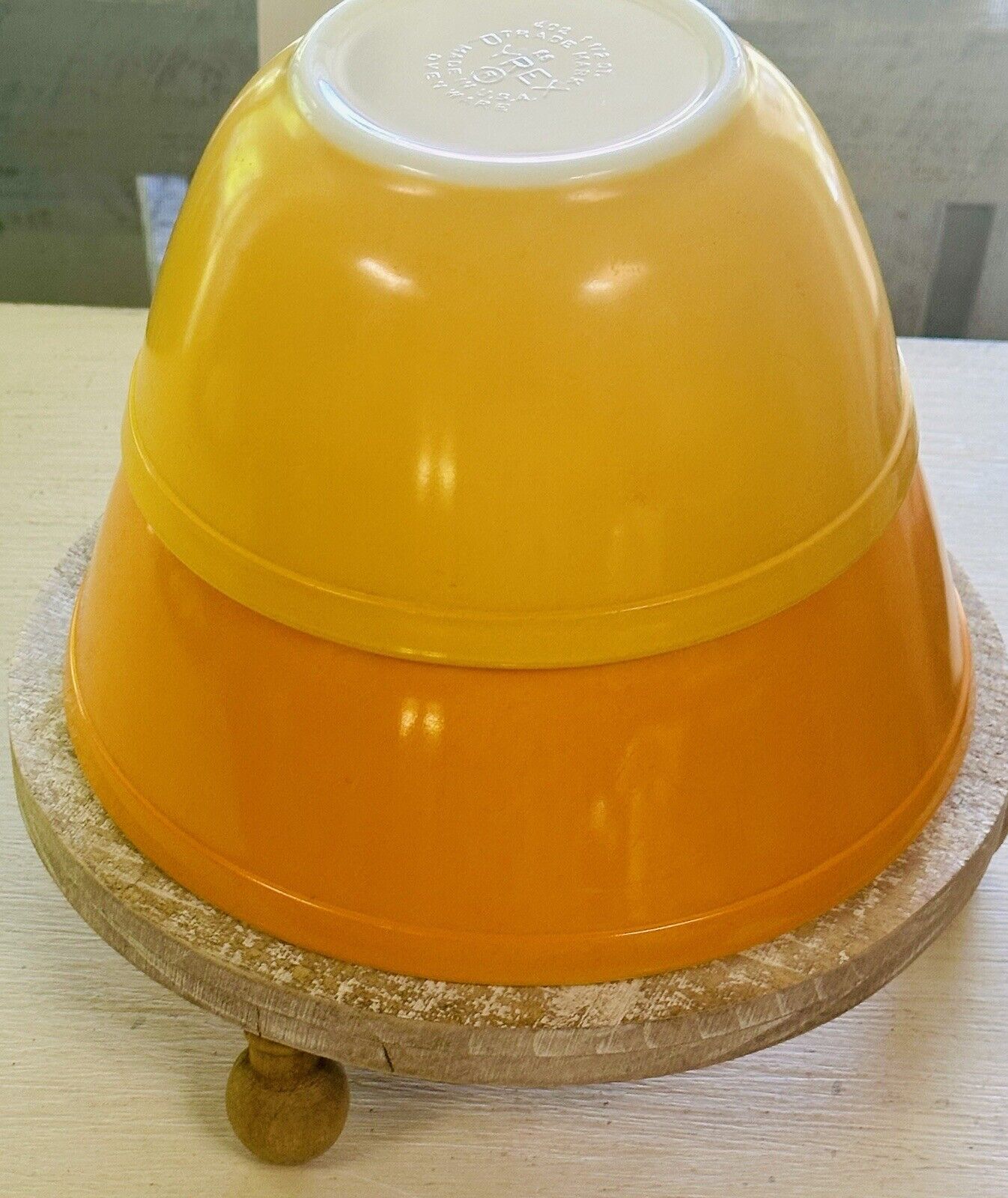 Vintage PYREX Citrus Mixing Nesting 2 Bowls #402 + 403 Excellent Yellow Orange