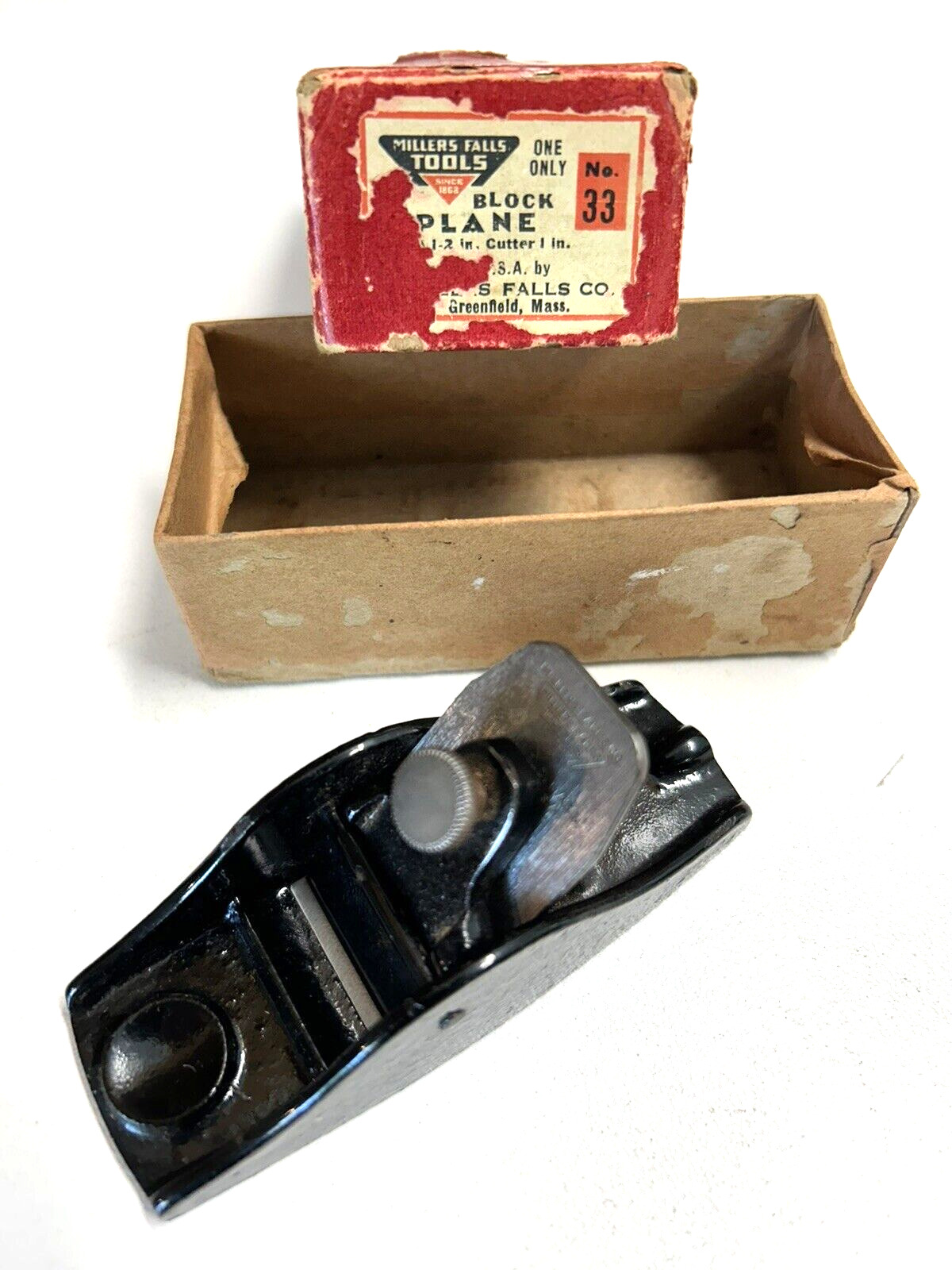 Vintage Millers Falls No. 33 Tiny Block Plane  - Thumb Plane Made in USA