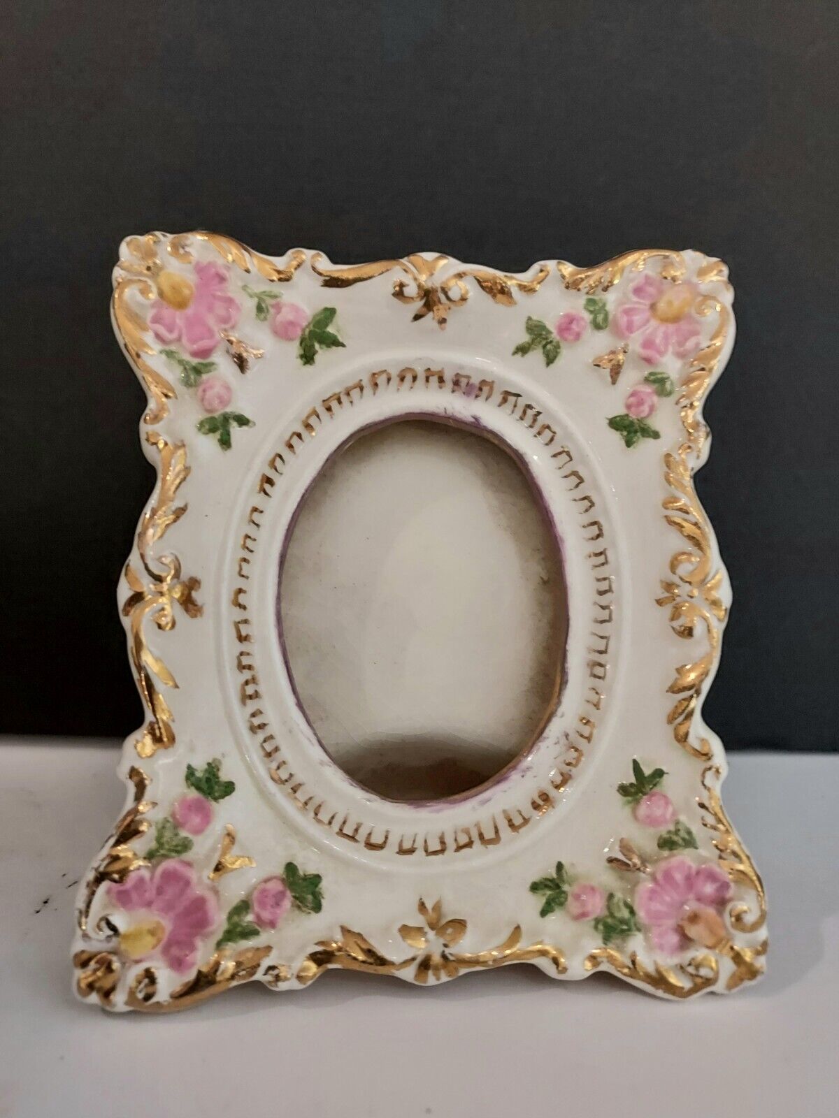 Vintage Pink White Floral  Gilded Porcelain 3.5\