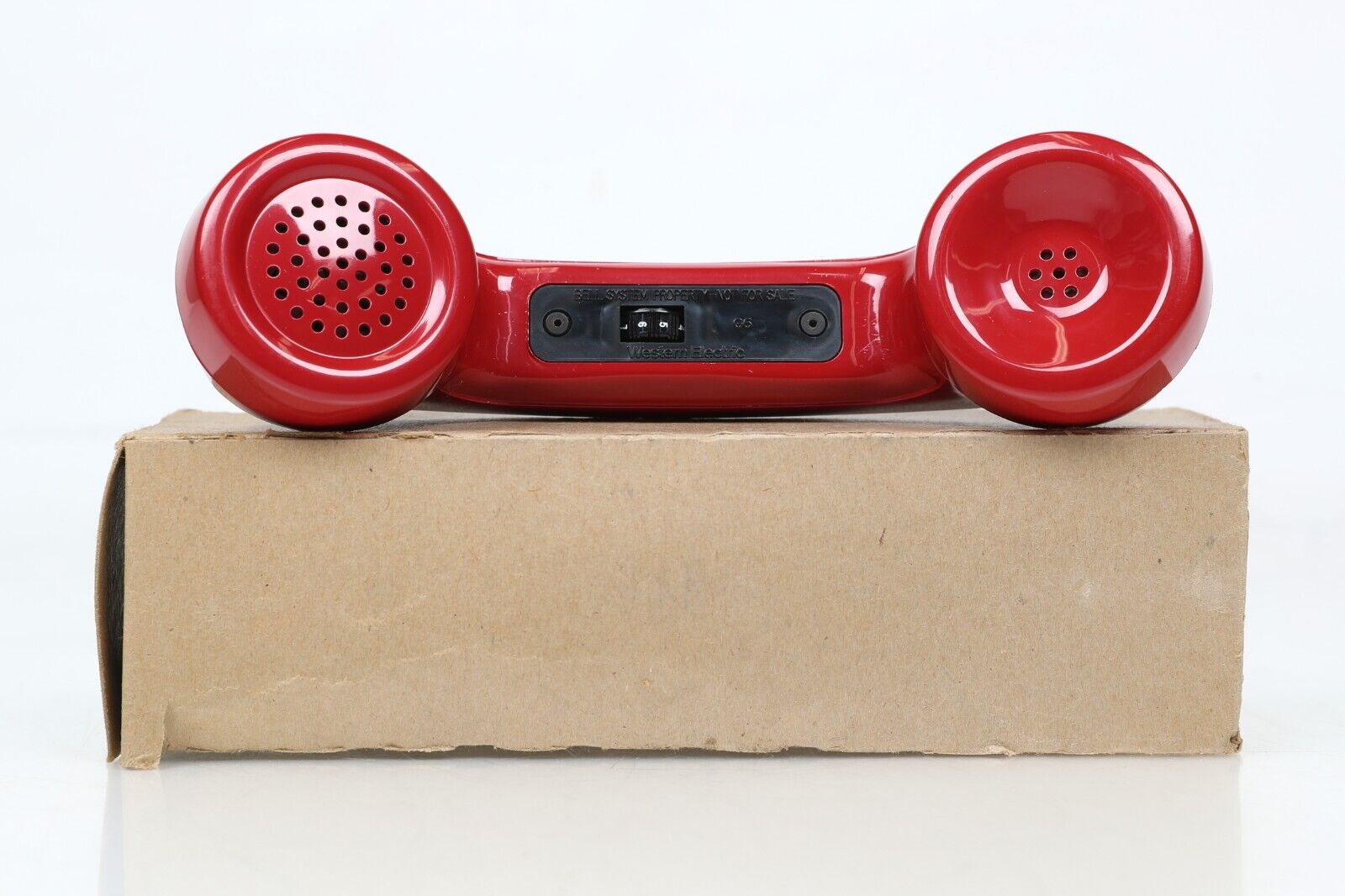 G6BM53 WESTERN ELECTRIC HANDSET RED IN BOX