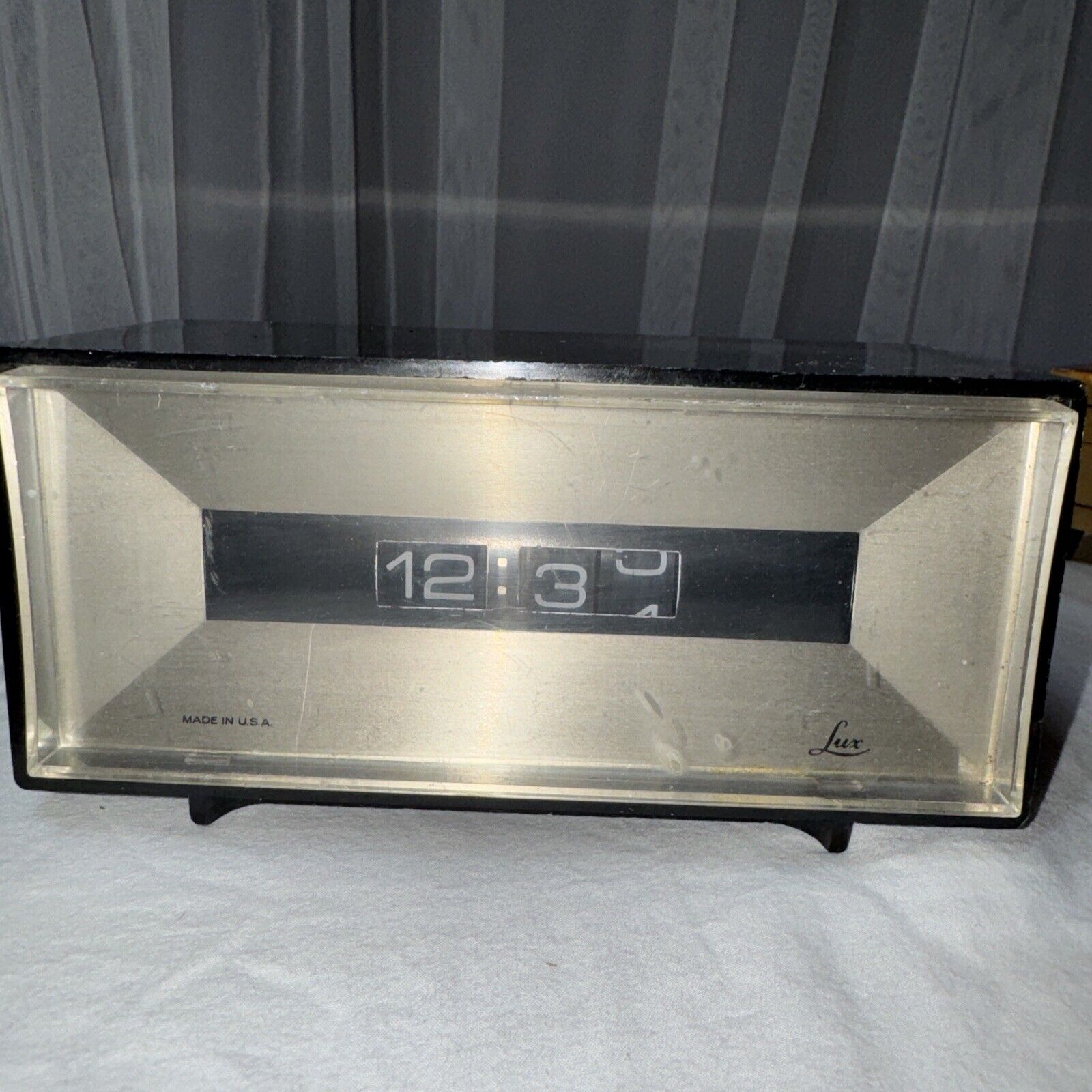Lux Vintage Clock 5010-01  Robertshaw Controls 454 B flip roller clock USA GA