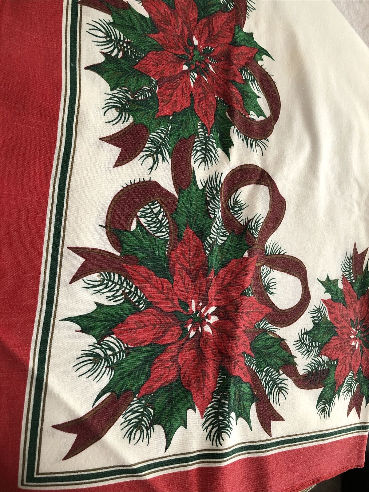 Christmas Tablecloth Vintage Linen 50x60 Rectangular Winter Poinsettias Vibrant