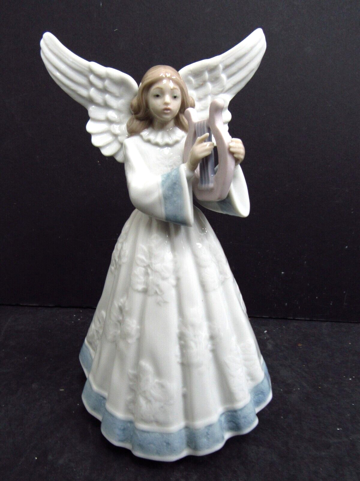 Lladro #5830 Heavenly Harpist Angel Ceramic Christmas Tree Topper Figurine