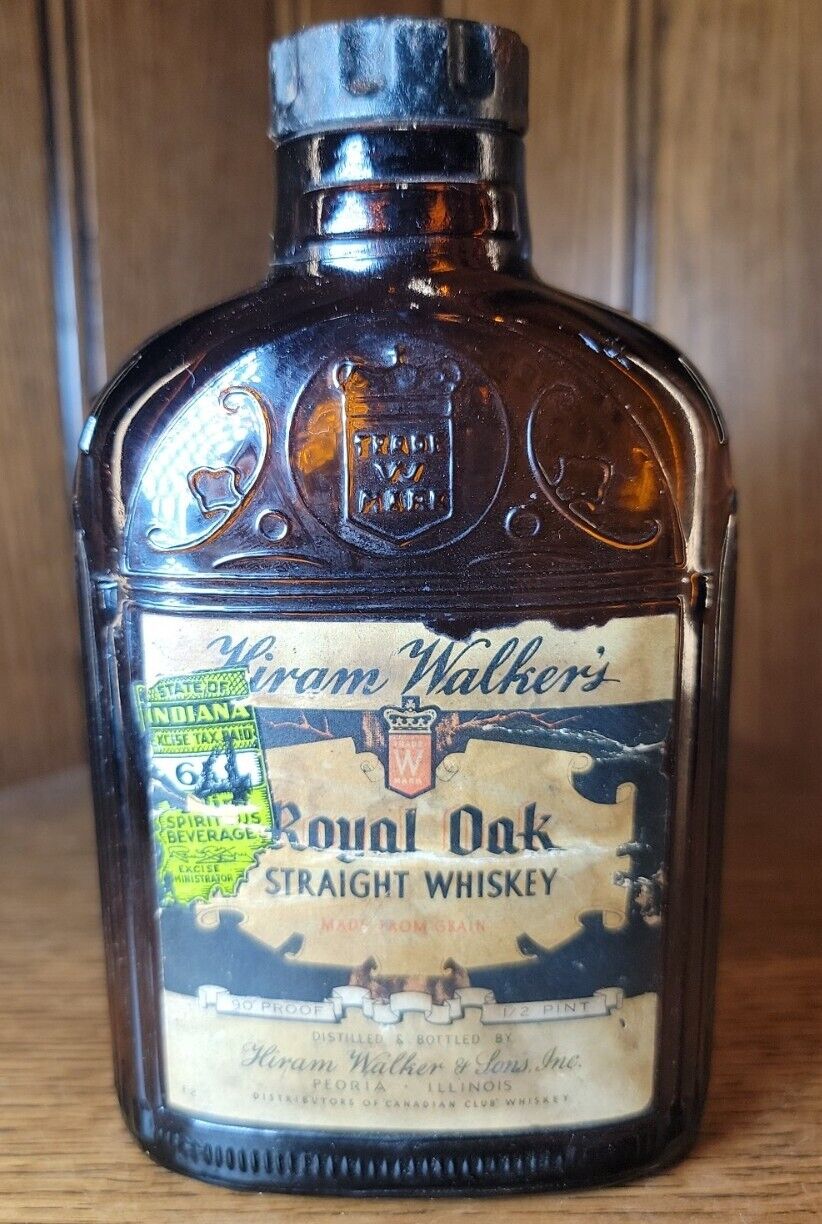 Antique Hiram Walkers Royal Oak Straight Whiskey Bottle Peoria Ill Tax Stamp