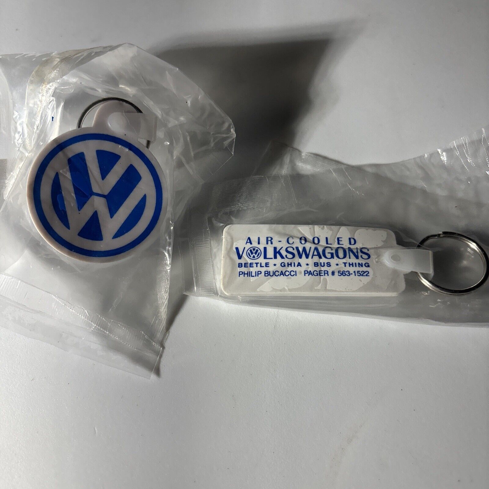 Vintage VW Volkswagen Keychain Lot w/ VW Logo - Memorabilia - Collectible