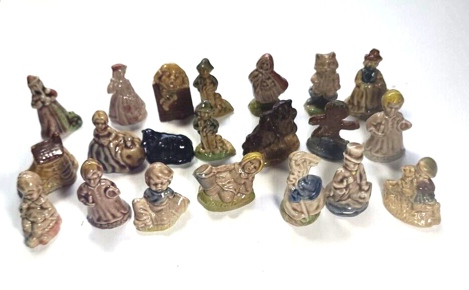 Vintage Lot of Wade Nursery Rhyme Figurines - 21 pieces