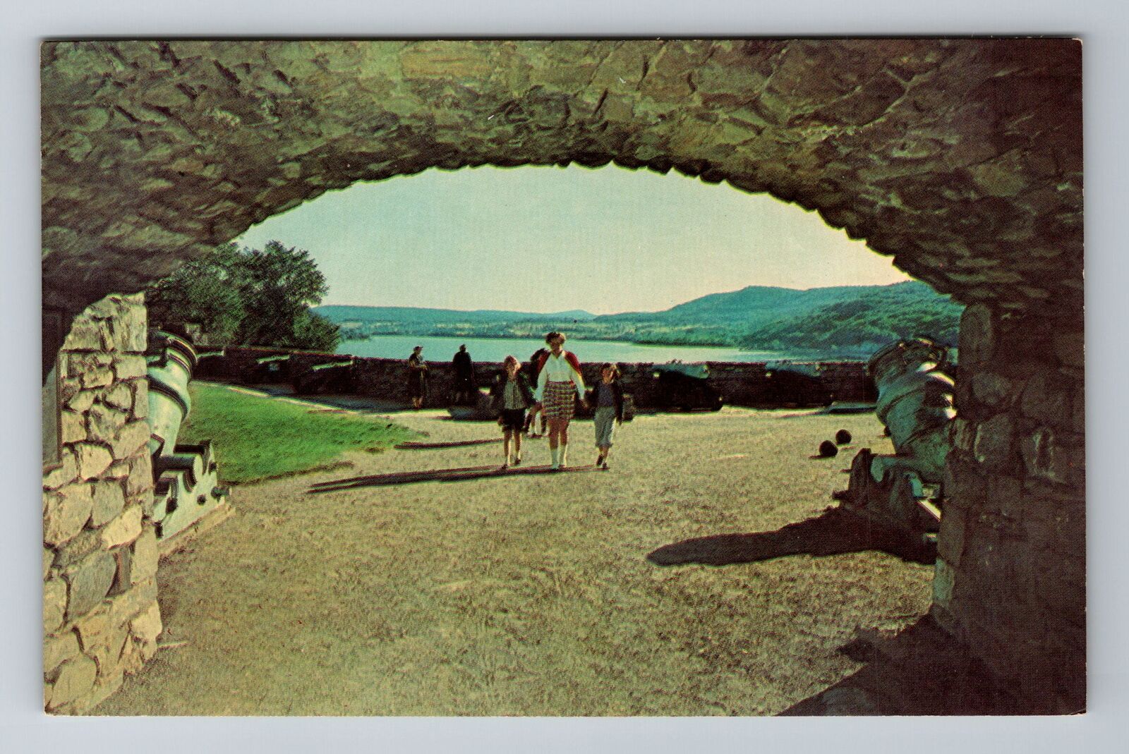 Fort Ticonderoga NY-New York, Entrance To Place D\'Armes, Vintage Postcard