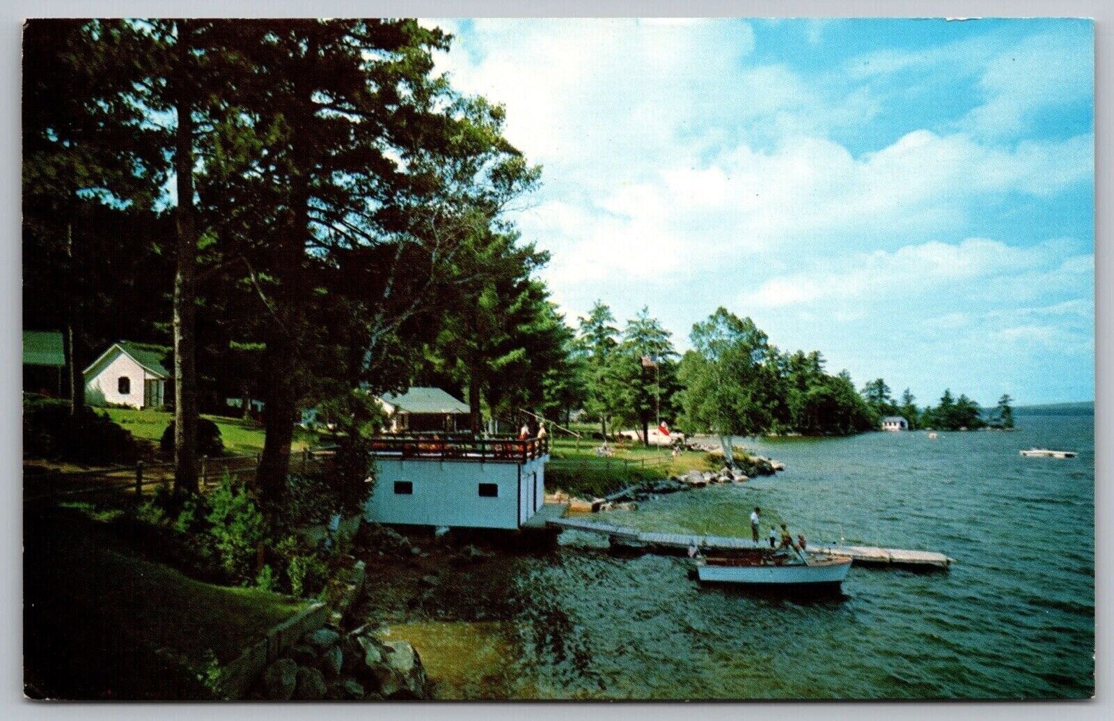 Wolfeboro New Hampshire Lake Wentworth Point Breeze Chrome UNP Postcard