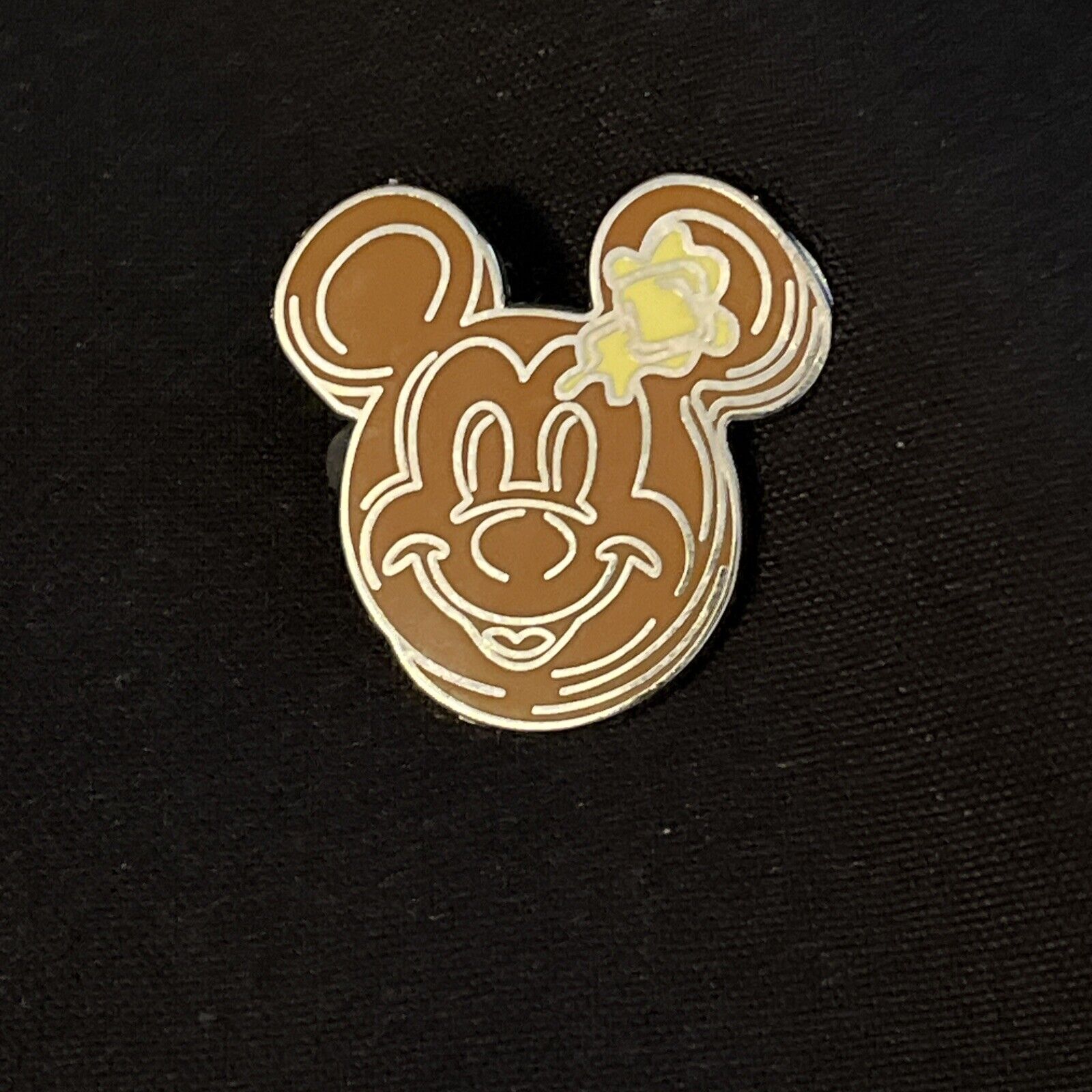 2011 DISNEY Trading Pin ~ Mickey Mouse Pancake (Waffle)