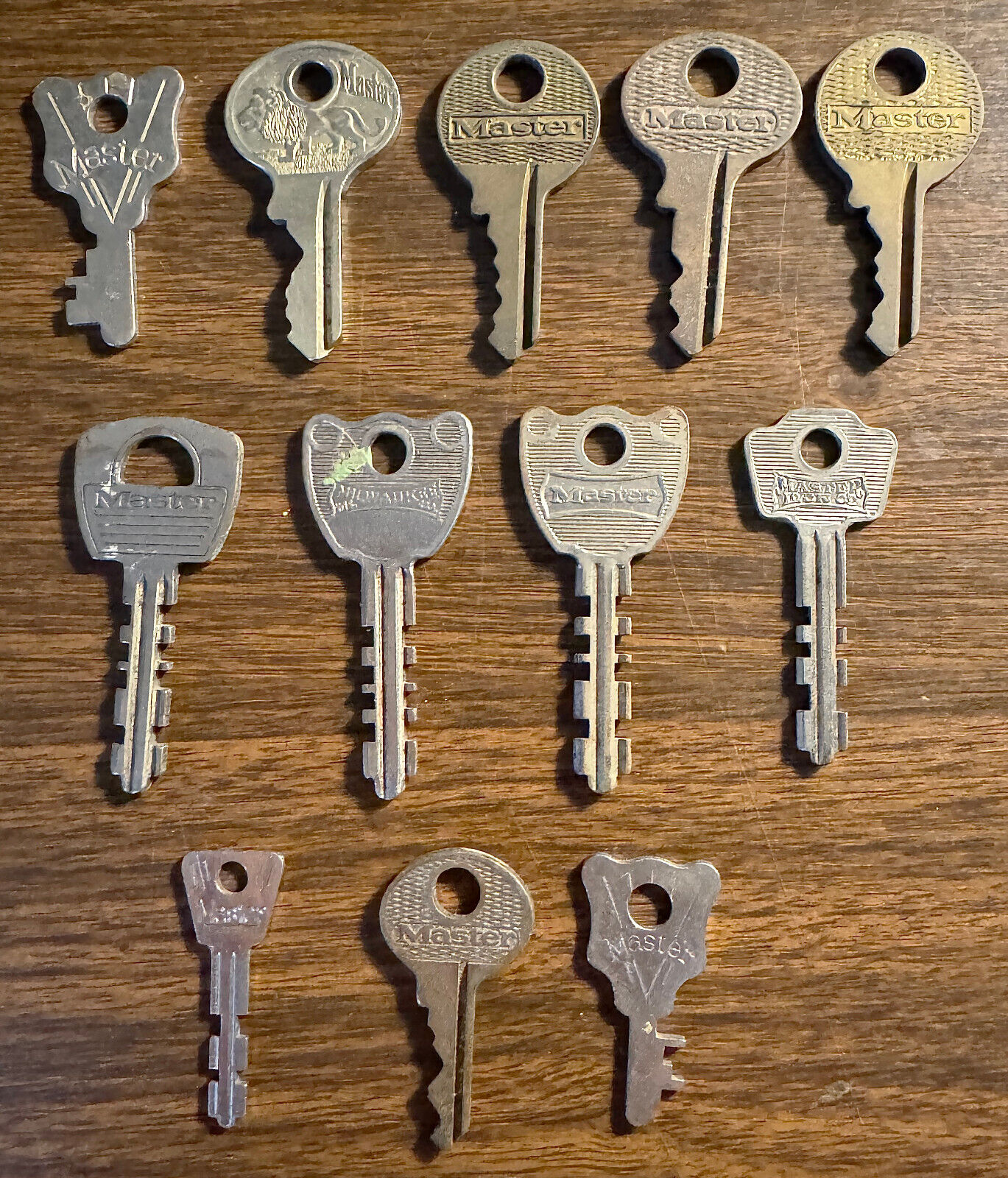Lot of 12 Vintage MASTER Lock Keys