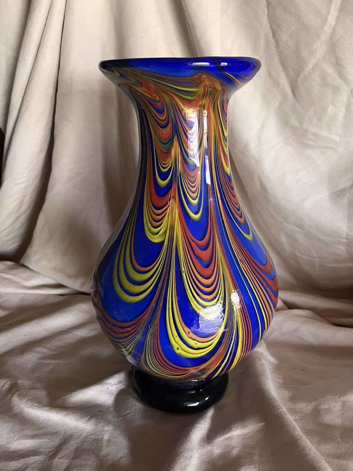 Swirled Glass Vase No Markings Murano Style 