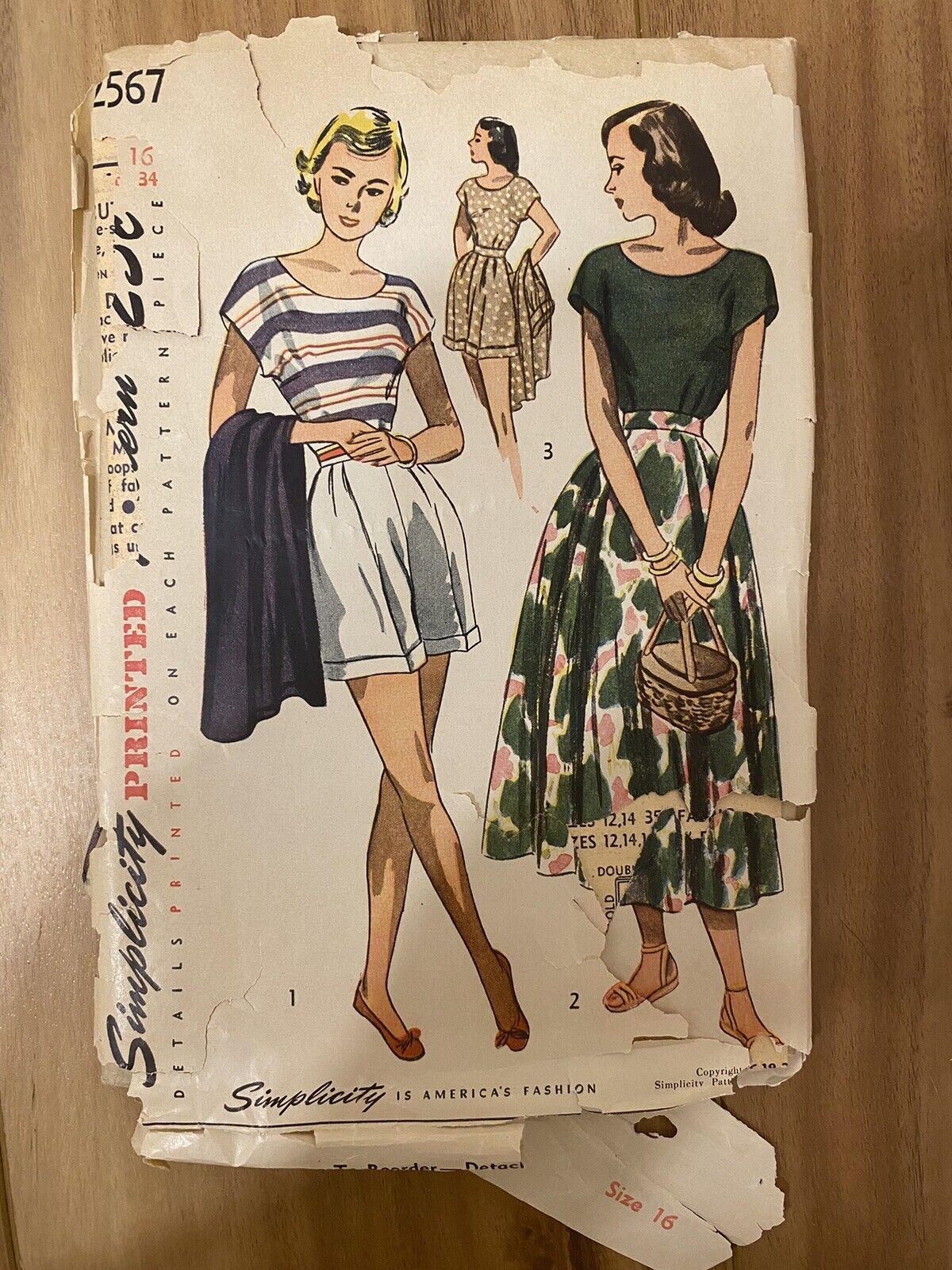 Vintage Simplicity 2567 Skirt Top And Shorts Sewing Pattern Size 16 Bust 34”