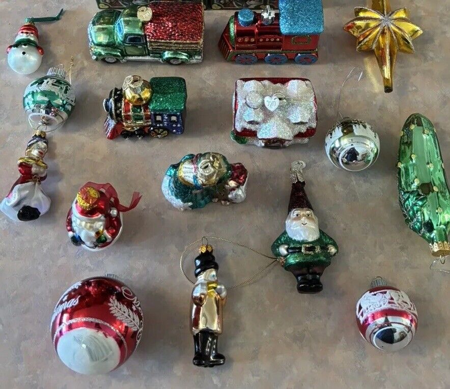 Merck-Family\'s Old World Christmas-Mixed Lot of (16) Glass Ornaments