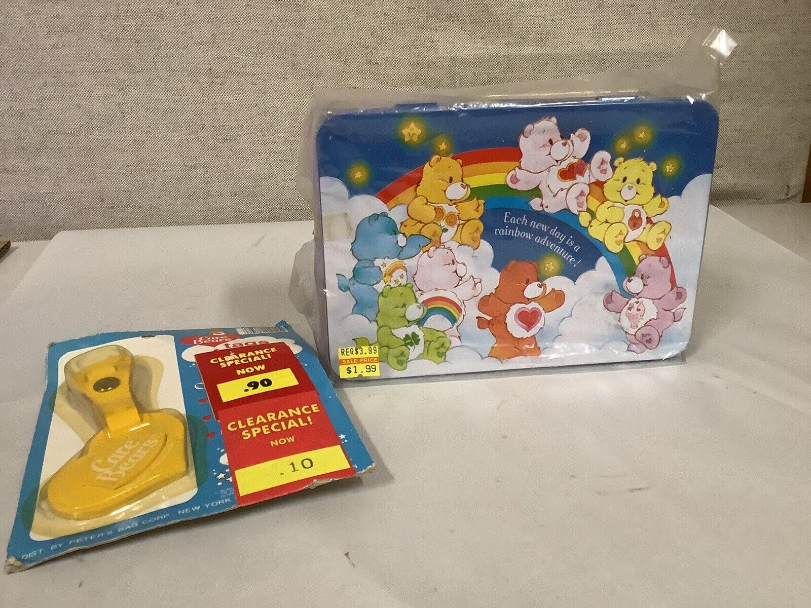 Vintage Care Bears Sunshine Tin Metal Storage Or Lunch Box With Hang Tag