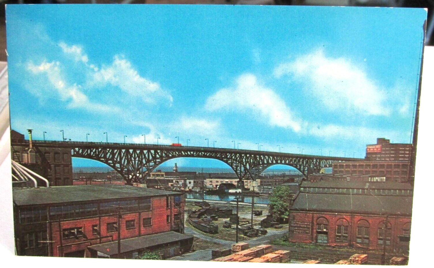 1950s-60s CLEVELAND OHIO Main Ave Bridge Postcard, Cuyahoga River Oh., unposted