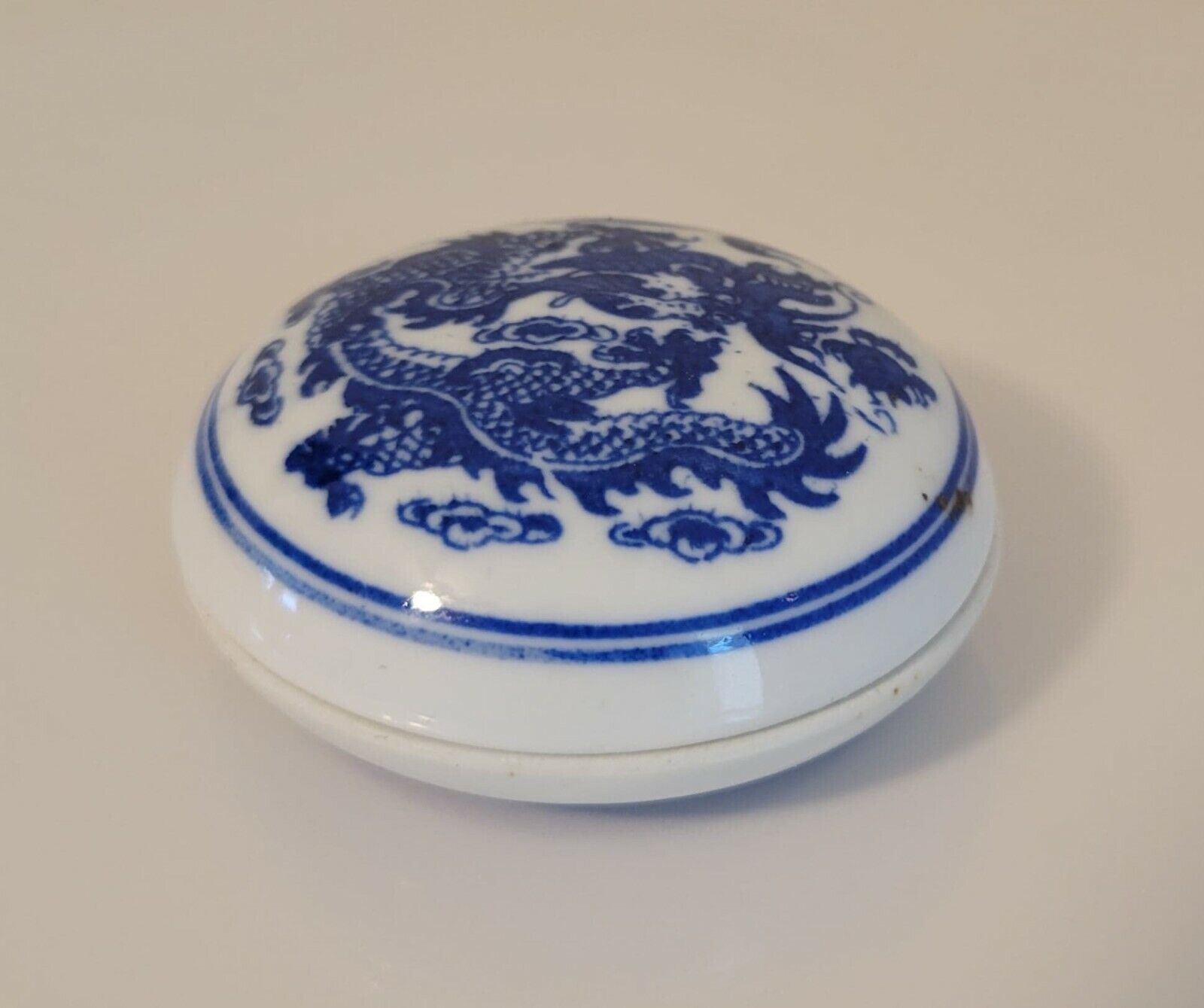 Vintage Miniature Porcelain Trinket Box Blue White  Chineese 