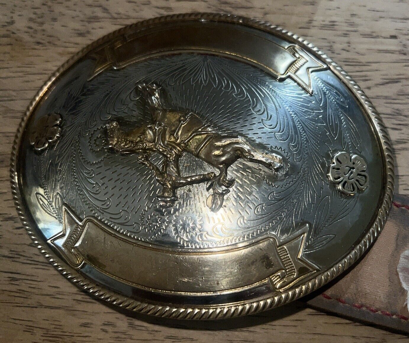 vtg tony lama Silver belt buckle with turtle grain cowhide belt 44