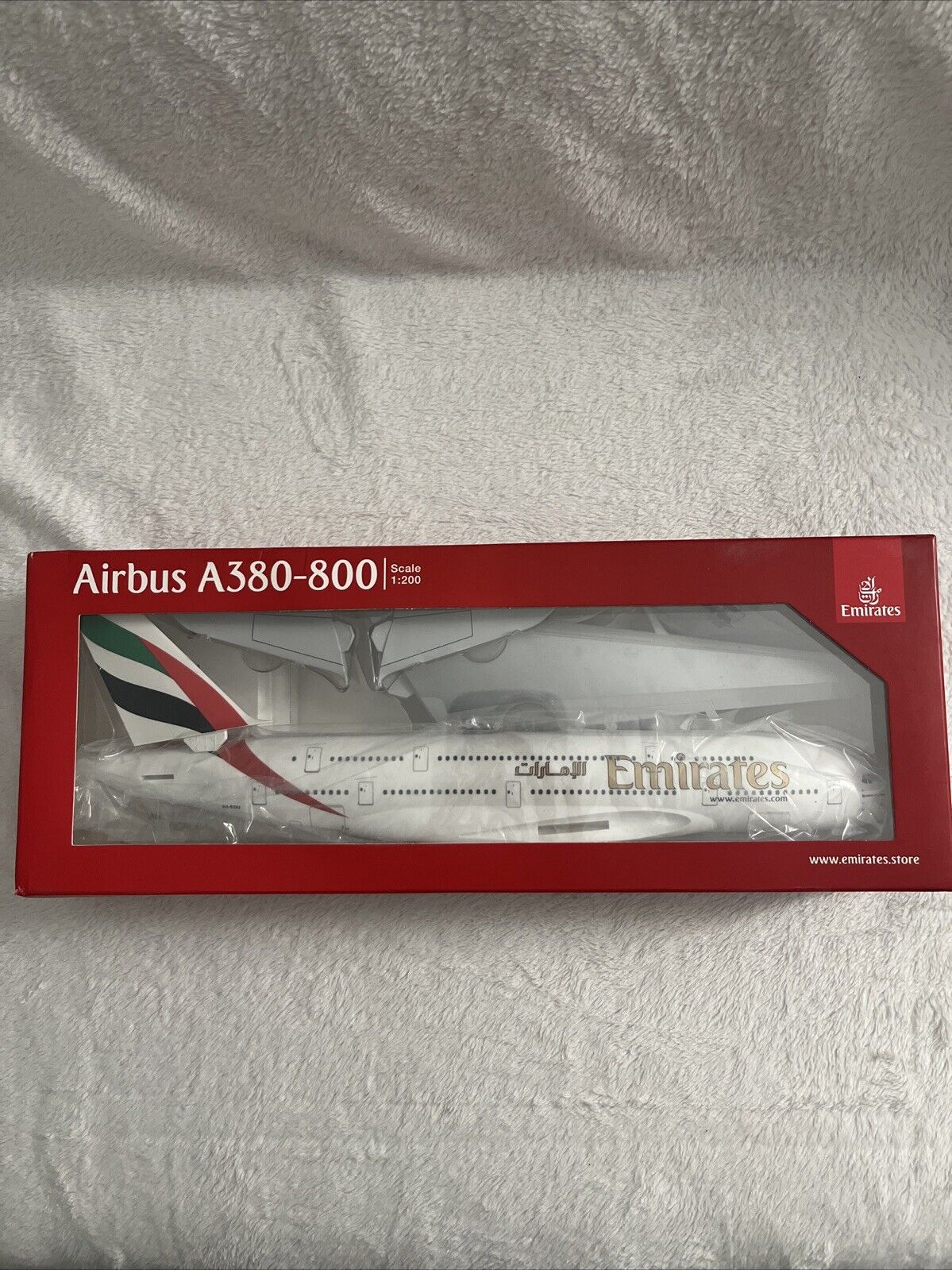 Emirates Airbus A380-800 Model 1:200