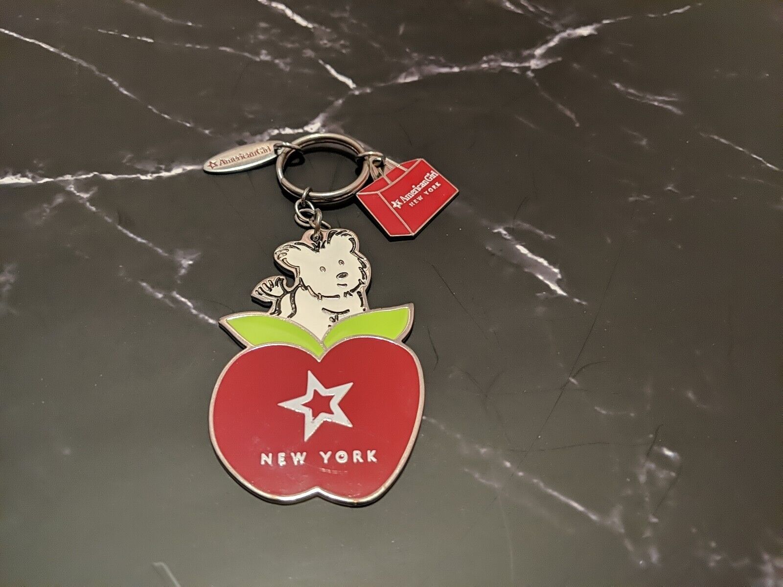 American Girl New York Keychain NYC Store Apple Dog Tote Souvenir Keyring RARE