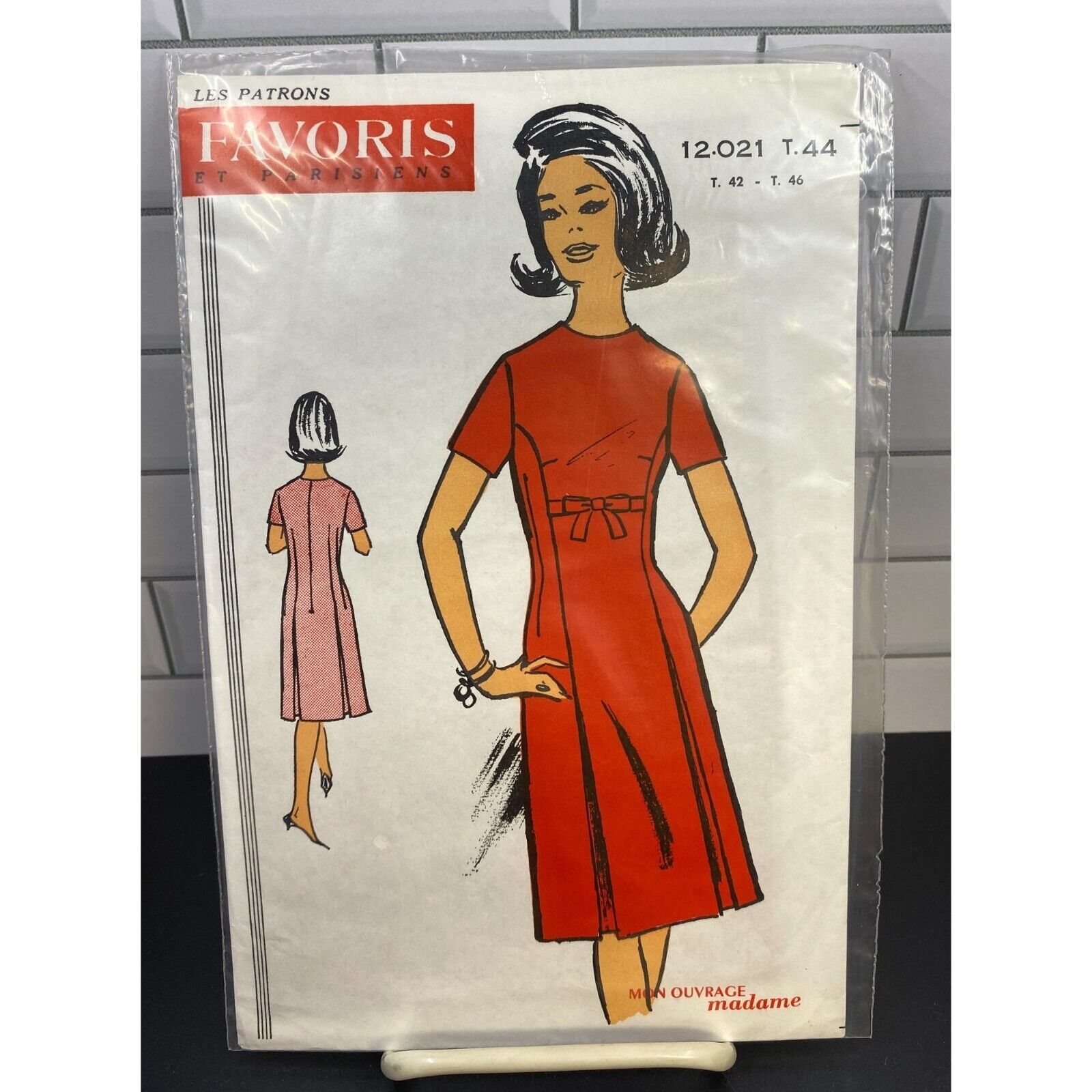 Vintage Les Patrons Favoris Women\'s Dress Pattern 12.021 Size 42 - 46