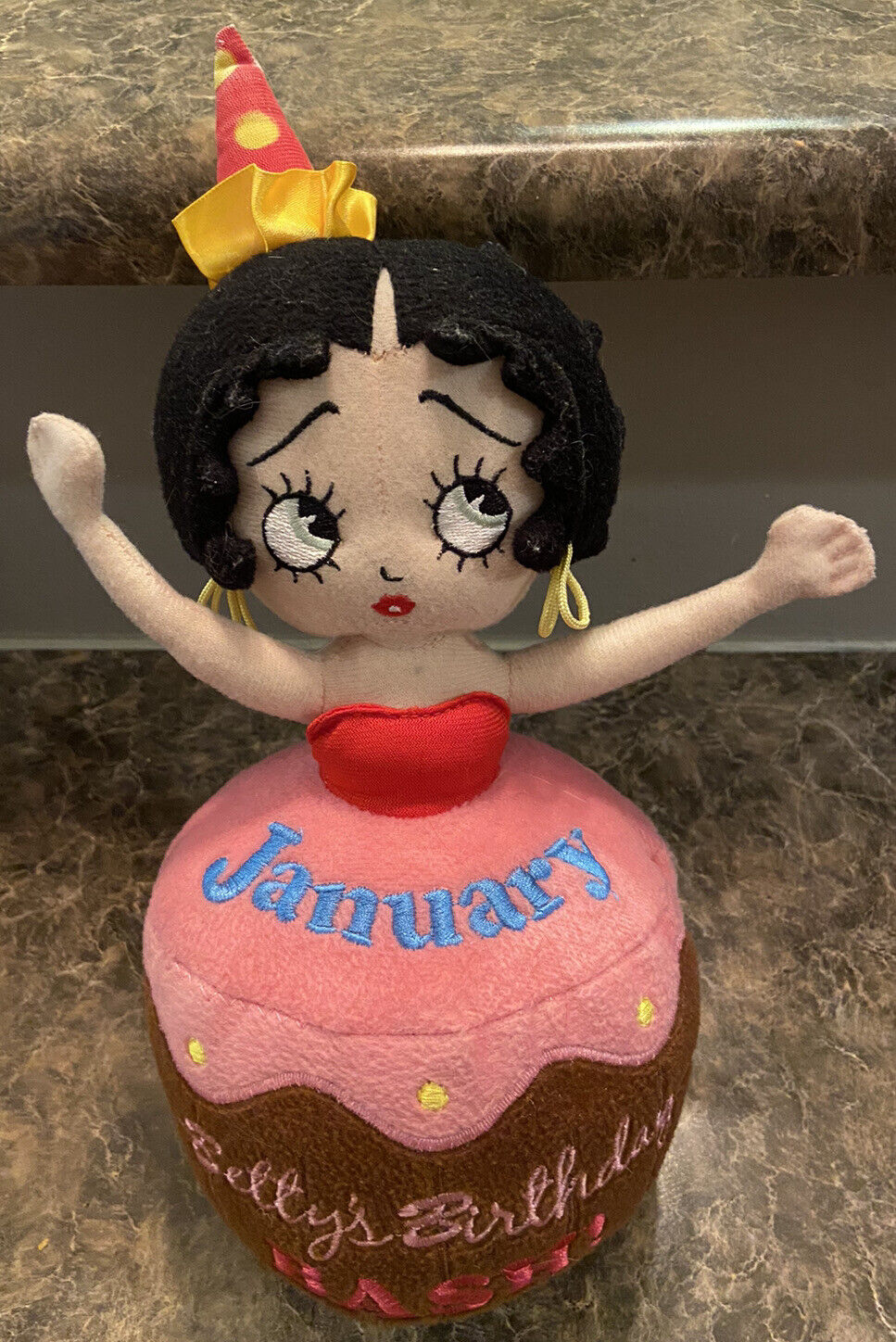 Betty\'s Birthday Bash, January , Betty Boop Sugar Loaf Plush Cupcake Doll