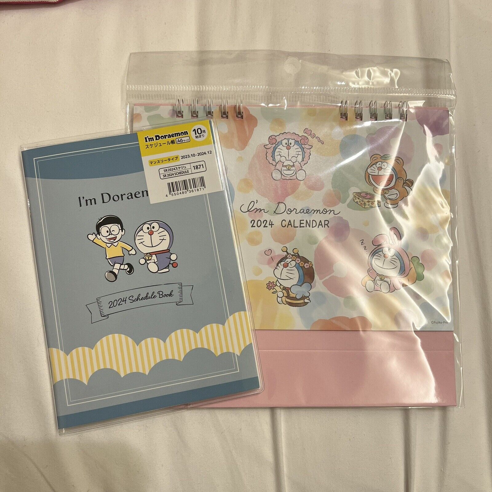 2024 Desk Calendar & Schedule Book Doraemon Sanrio Japan US Seller