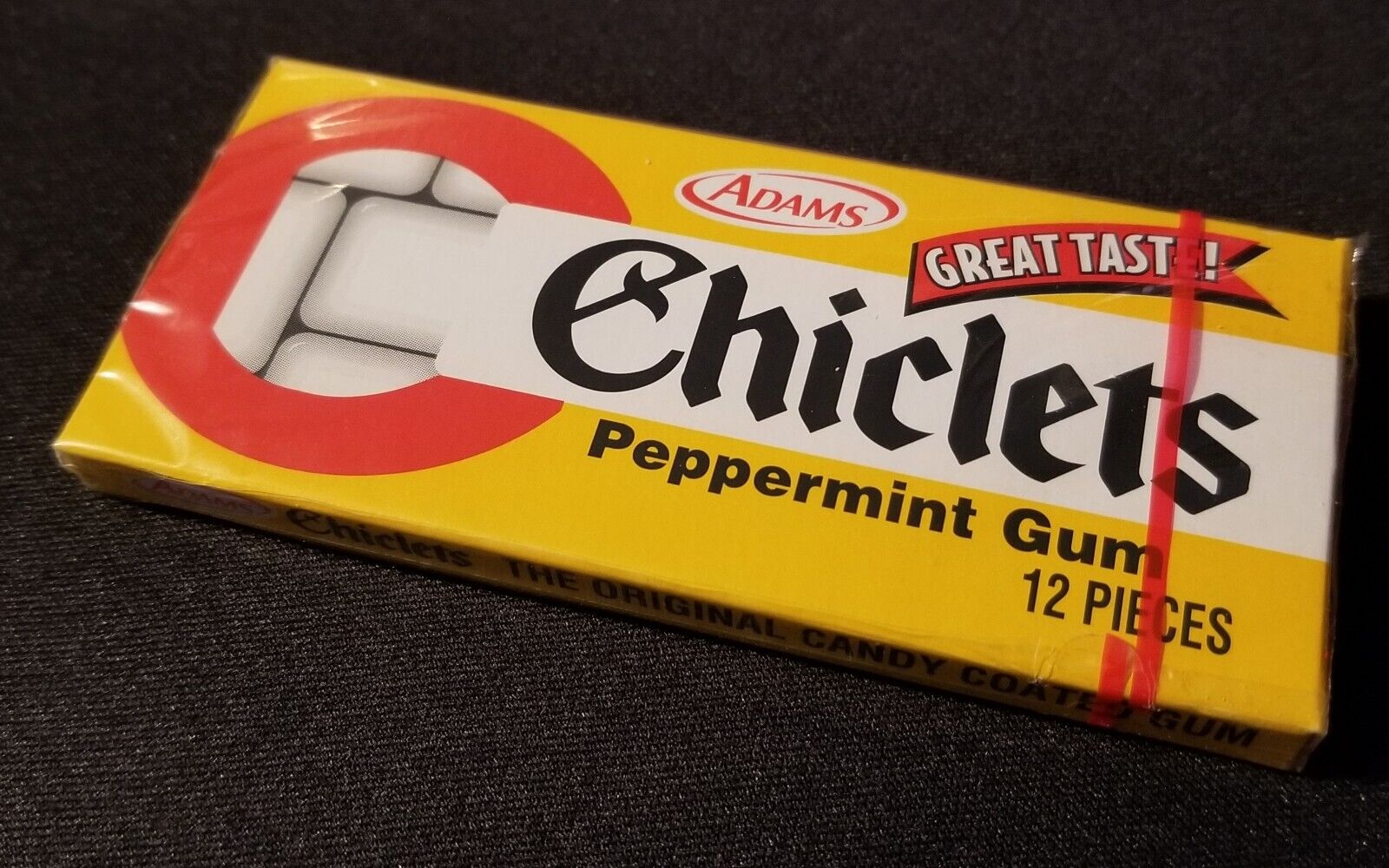 ONE PACK of Chiclets Peppermint 12pcs - SEALED GUM - prop - collectors - Adams