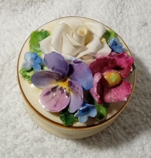 Crown Staffordshire Fine Bone China England Porcelain Floral Bouquet Trinket Box