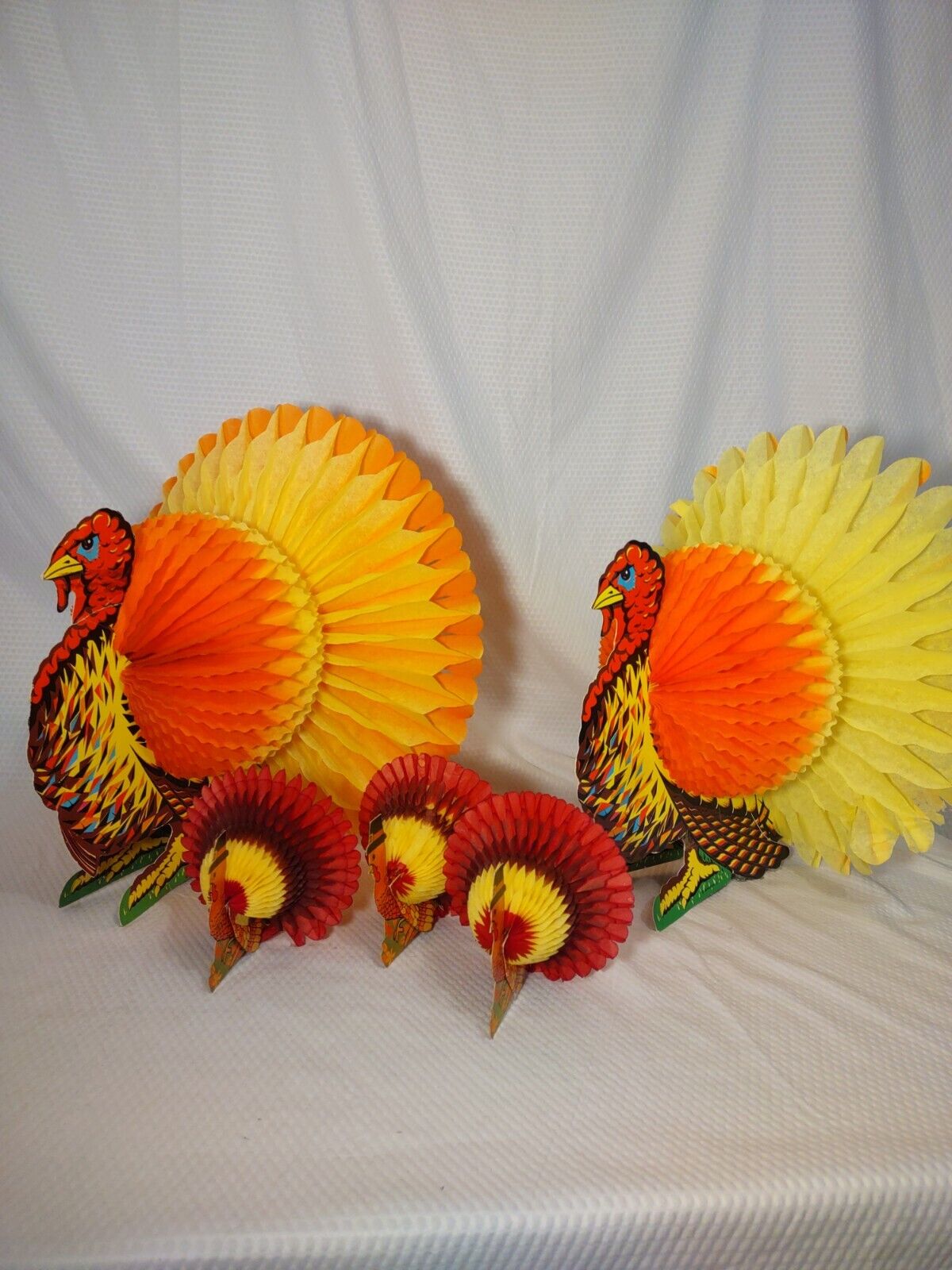 Vintage Honeycomb Folding Thanksgiving Turkeys 2 Large 13\
