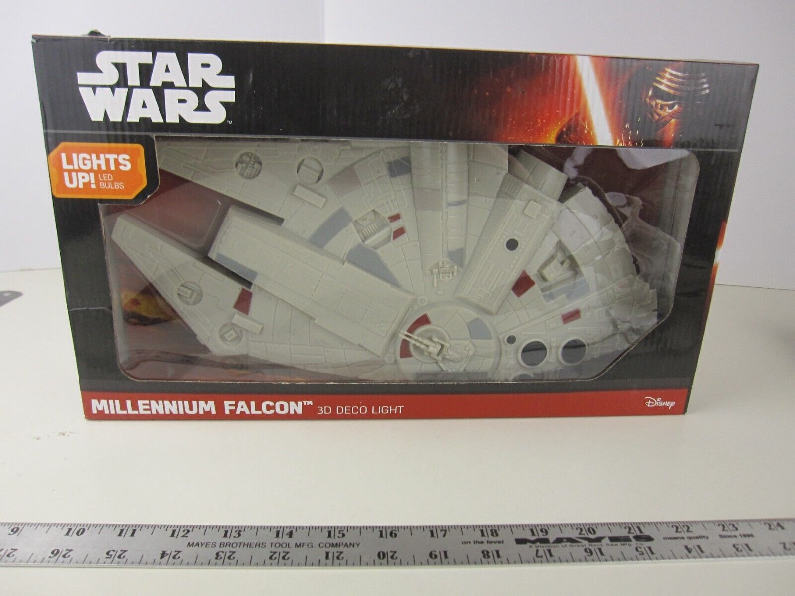 Disney 3D Light FX Star Wars Millennium Falcon 3D Deco Light NOS   BIS
