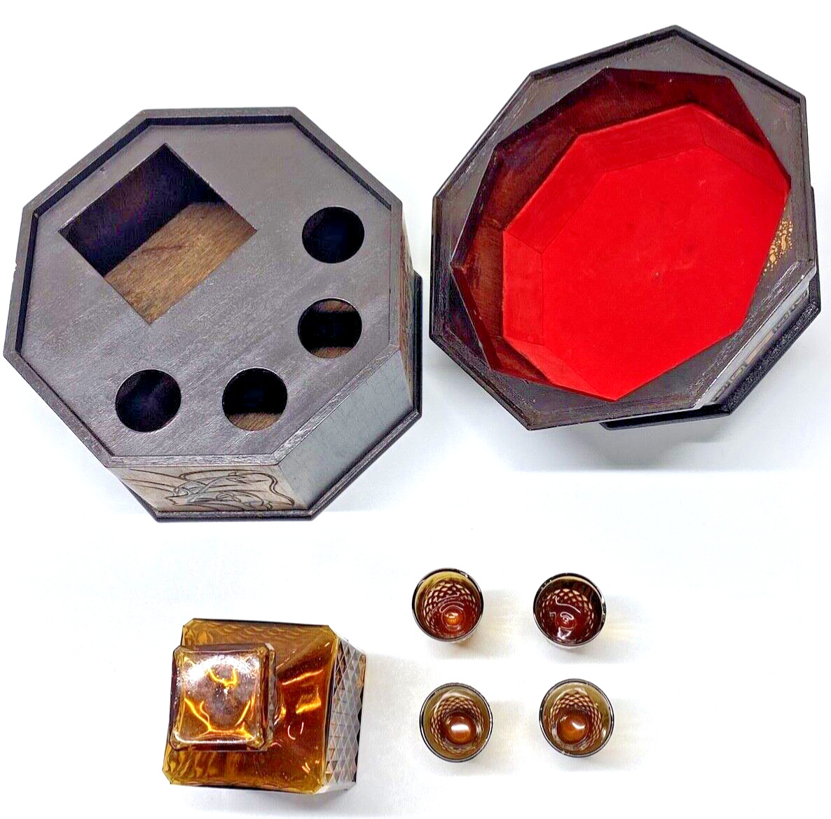 VTG  Bar Set Amber Diamond Cut Decanter 4 Shot Glass Decorative Teak Box Taiwan