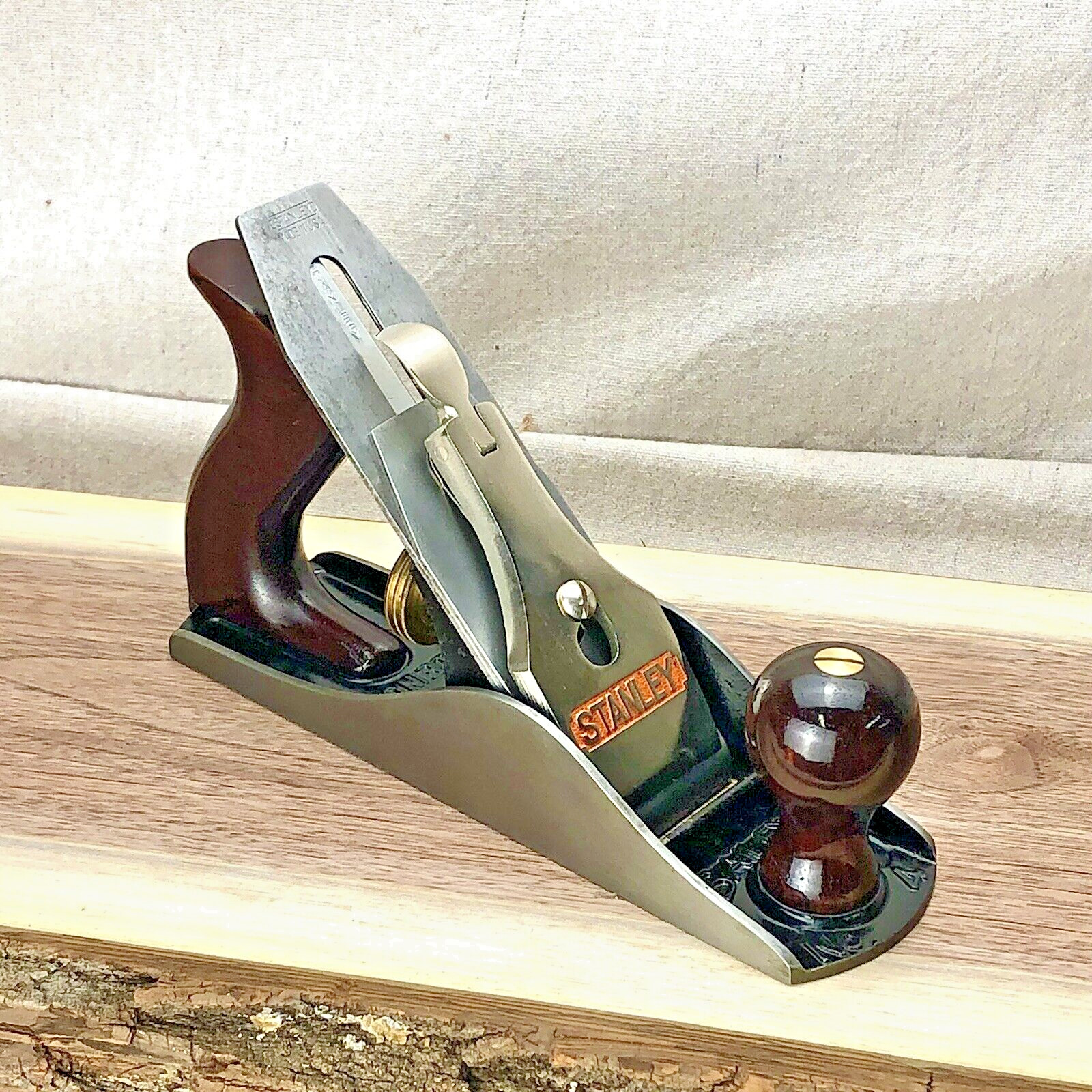 Vintage No. 4 Stanley Bailey Smooth Bottom  Plane, Type 19