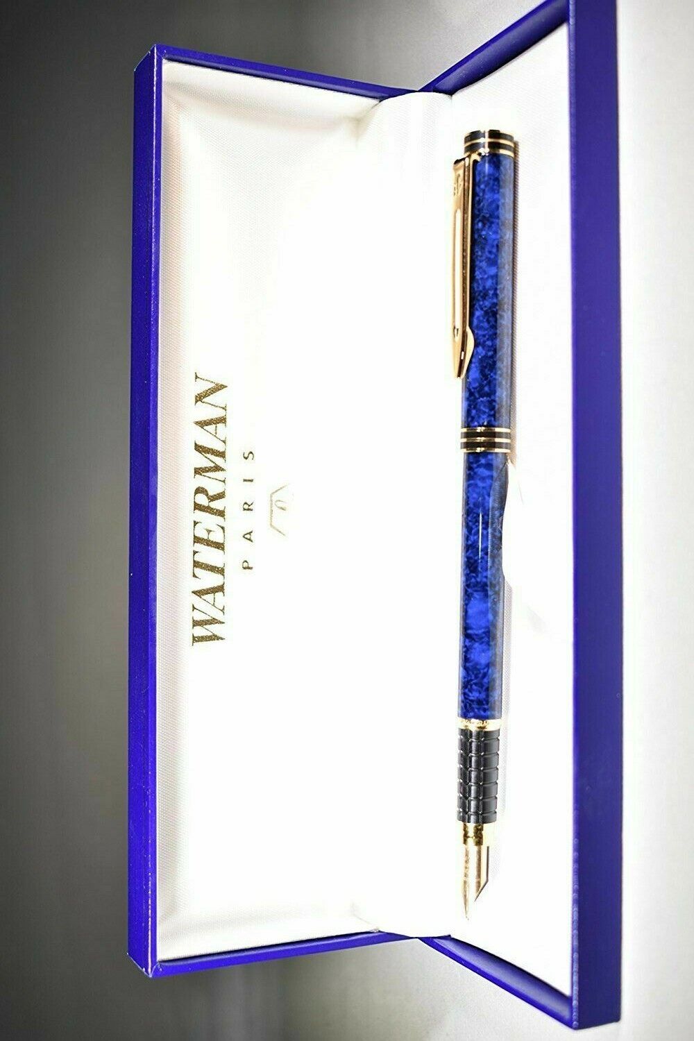 Waterman  Exclusive Fountain Pen  Blue & Gold  18K Gold Med Pt New  In Box 