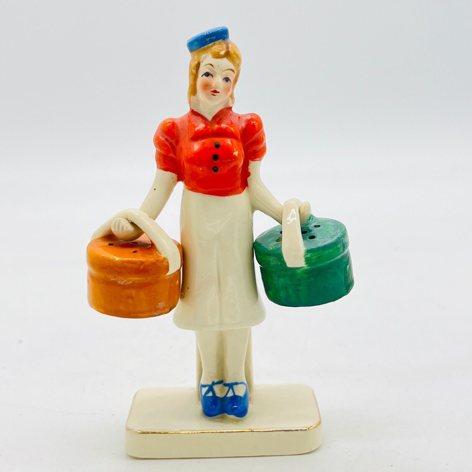 Vintage 40\'s Woman Shopping with Hatboxes Salt & Pepper Shakers Made in Japan