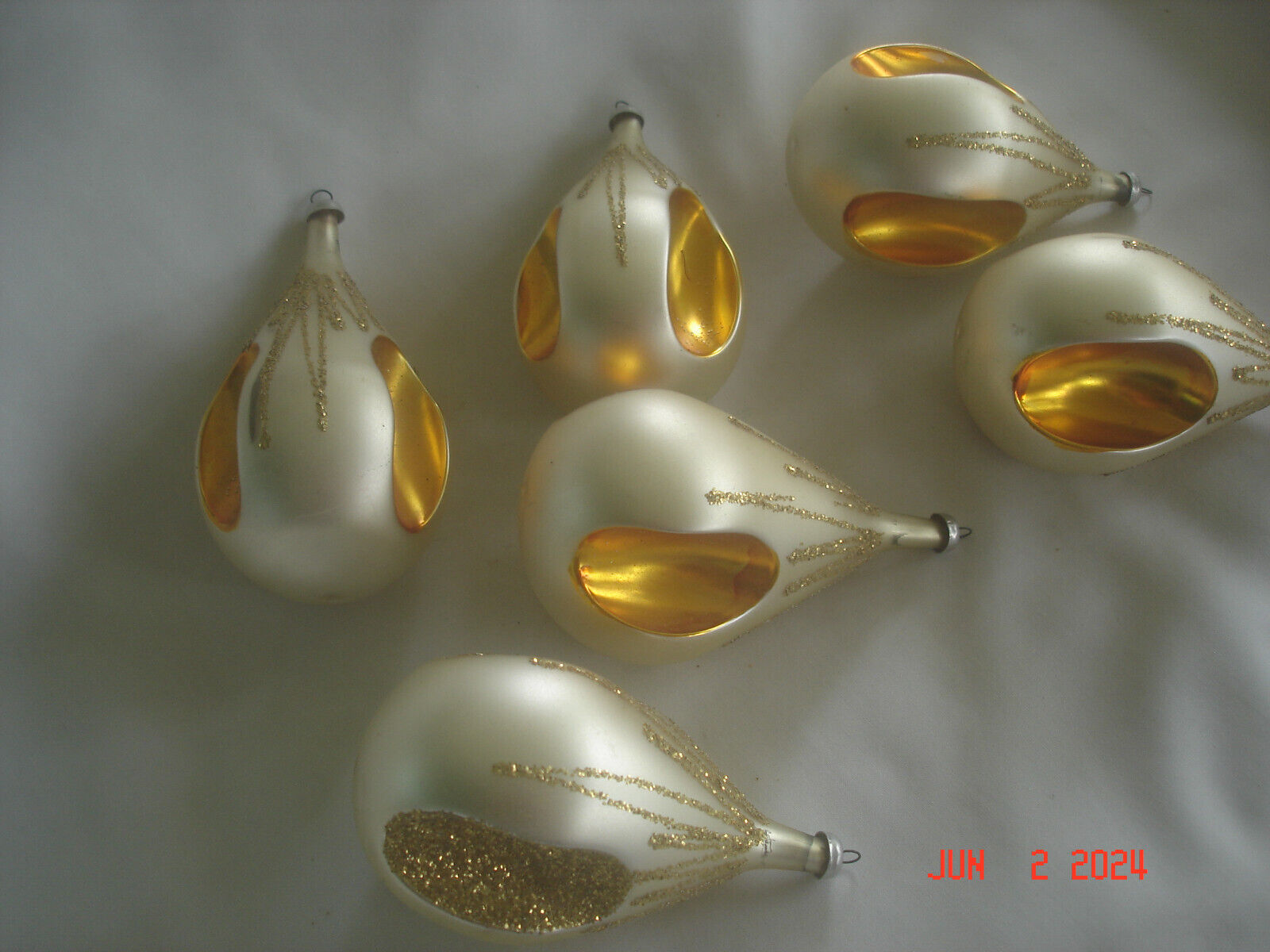 LOT 6 Vtg. ITALY MERCURY GLASS INDENTED ROUNDED TEAR DROP ORNAMENTS 3 Idents