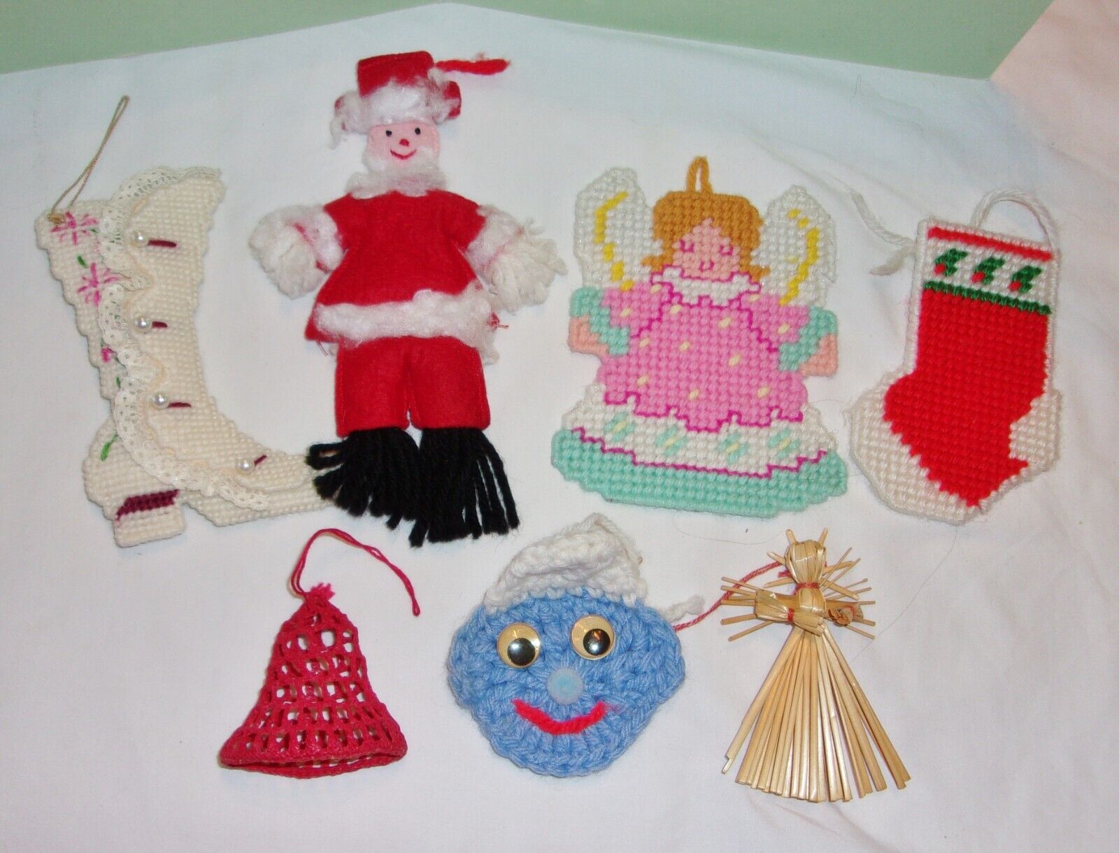 Lot of  7 - X-mas Ornaments - Handmade  Crochet  -  Plastic Canvas - Felt