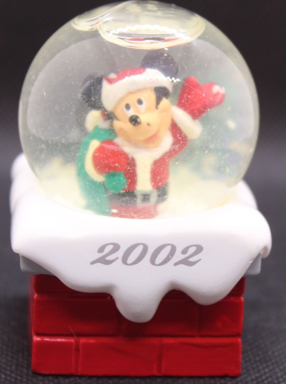 Vintage 2002 Disney JC Penny Tic Toc Mickey Mouse & Friends Christmas Snow Globe