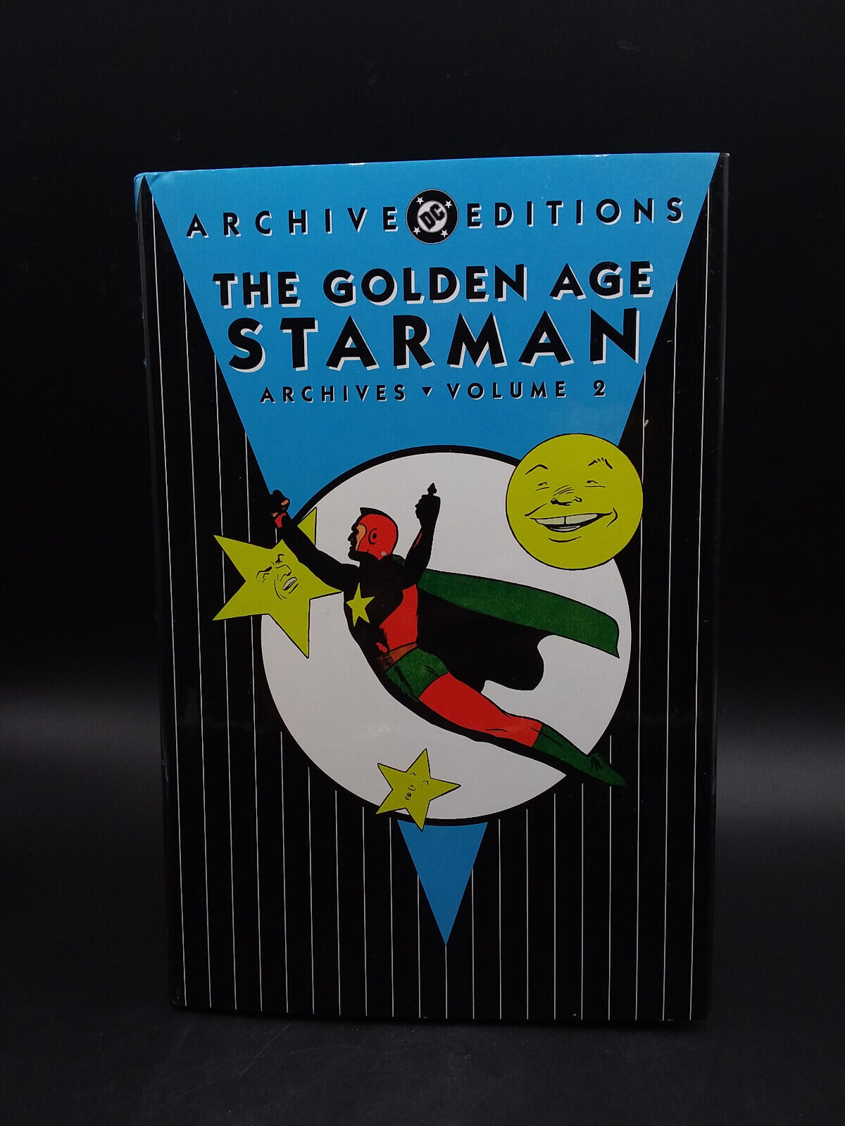 DC Archive Editions THE GOLDEN AGE STARMAN Archives volume 2
