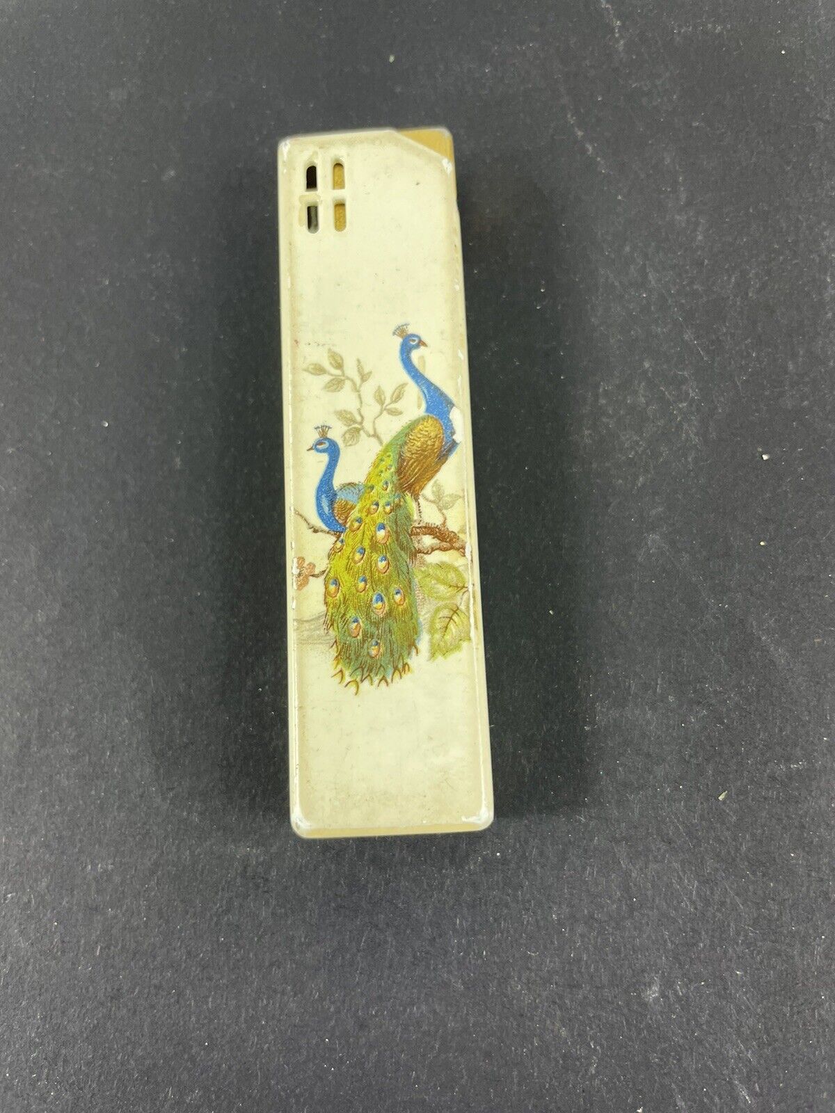 422jat-1 Vintage lighter peacock ivory electric spark light butane refillable 