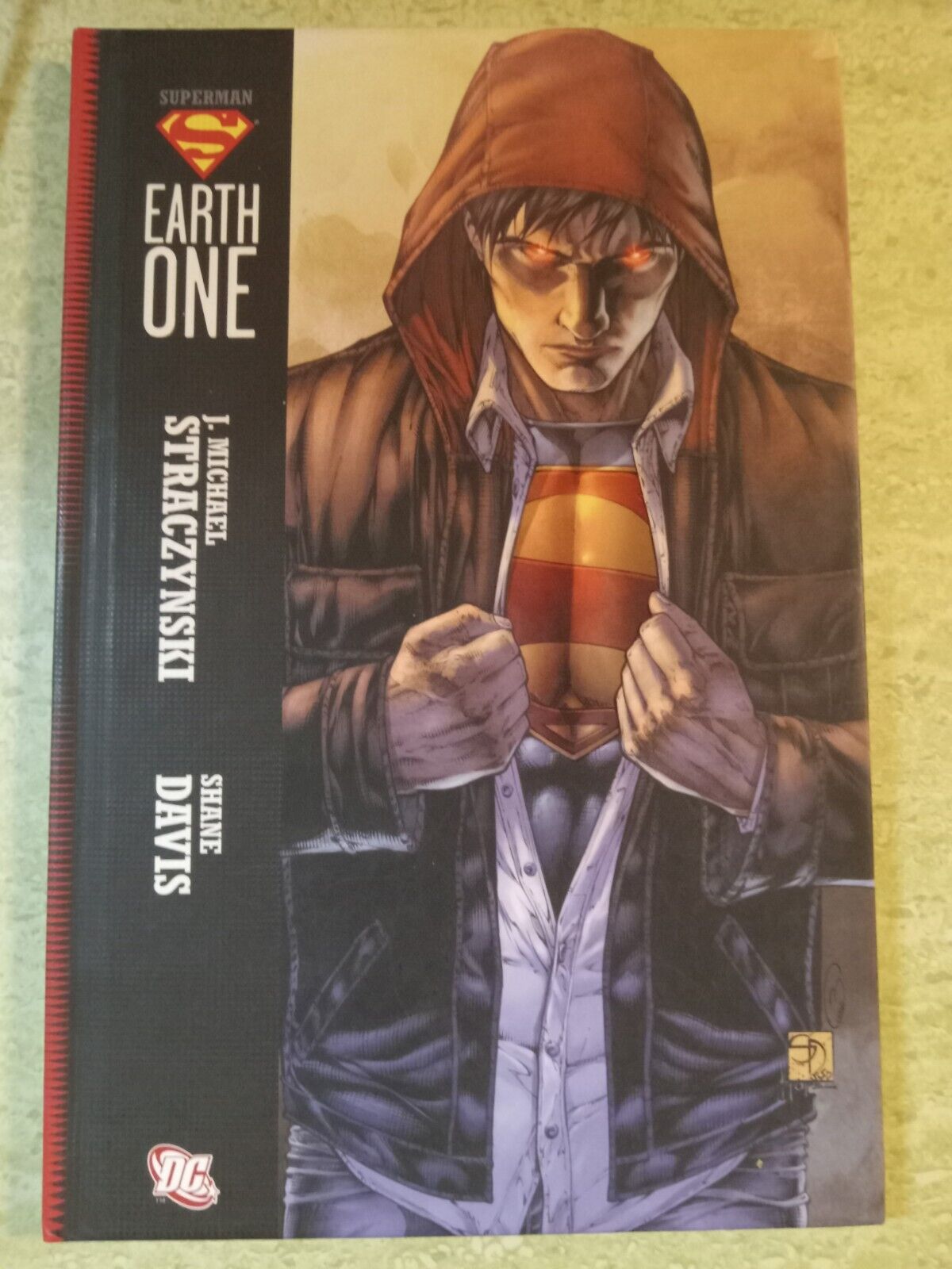 Superman: Earth One #1 (DC Comics December 2010)
