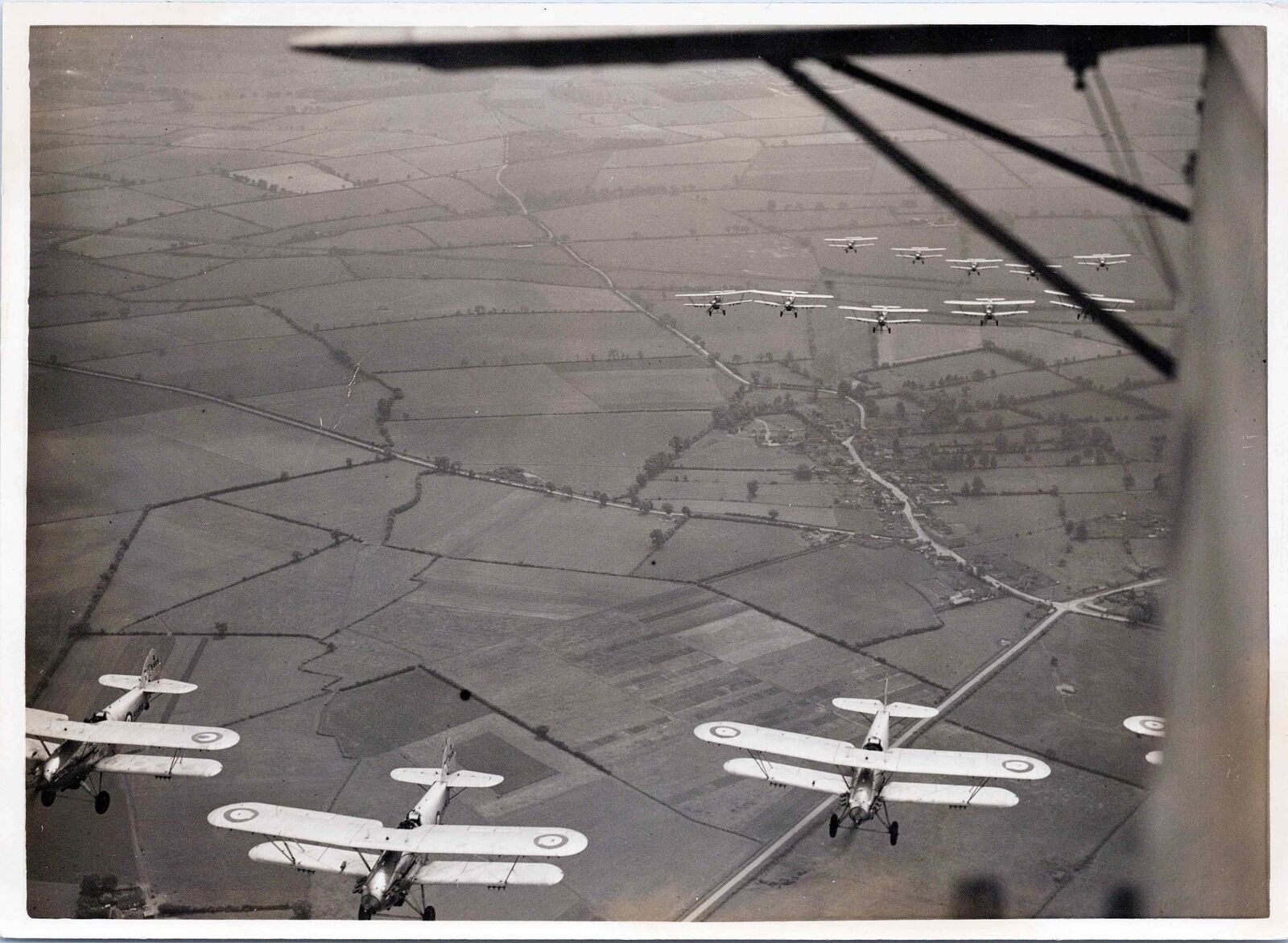 HAWKER DEMON FORMATION VINTAGE ORIGINAL PRESS PHOTO RAF ROYAL AIR FORCE 1