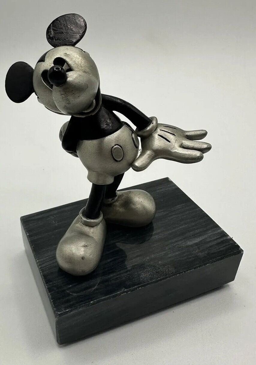 “Mickey & Friends” Limited Edition Fine Pewter Figurine From Chilmark 367/1500
