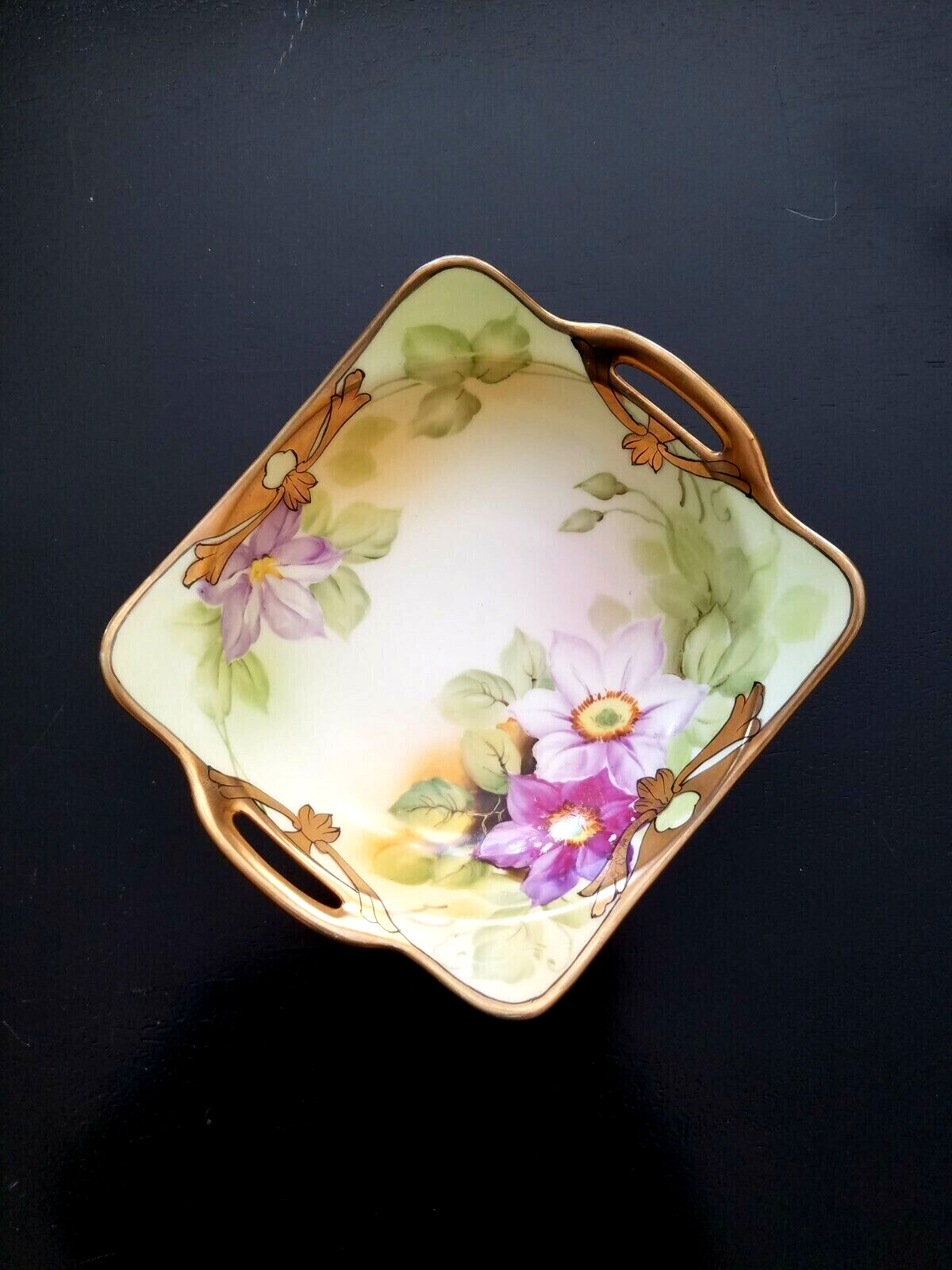 Nippon Antique Floral Square Dish Gold Pierced Handle Green Wreath M  6\