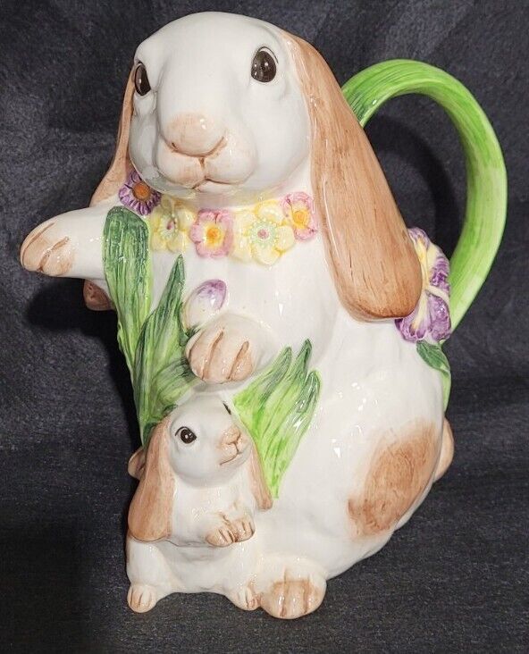 Omnibus Fitz & Floyd Ceramic Mother & Baby Bunny Pitcher 1.25 Qt. - 1994