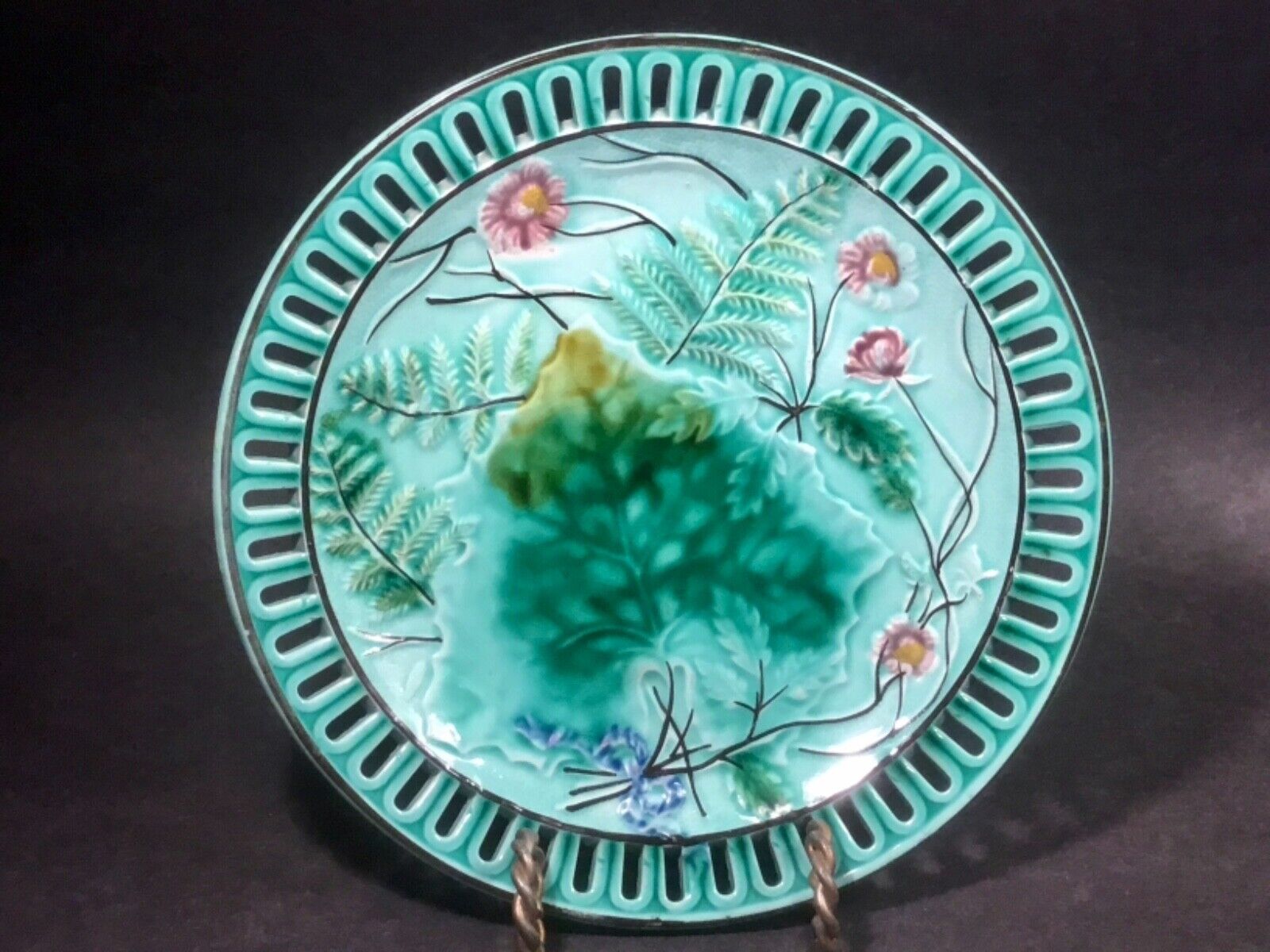 Antique Majolica Reticulated Ferns & Floral Plate c.1800's